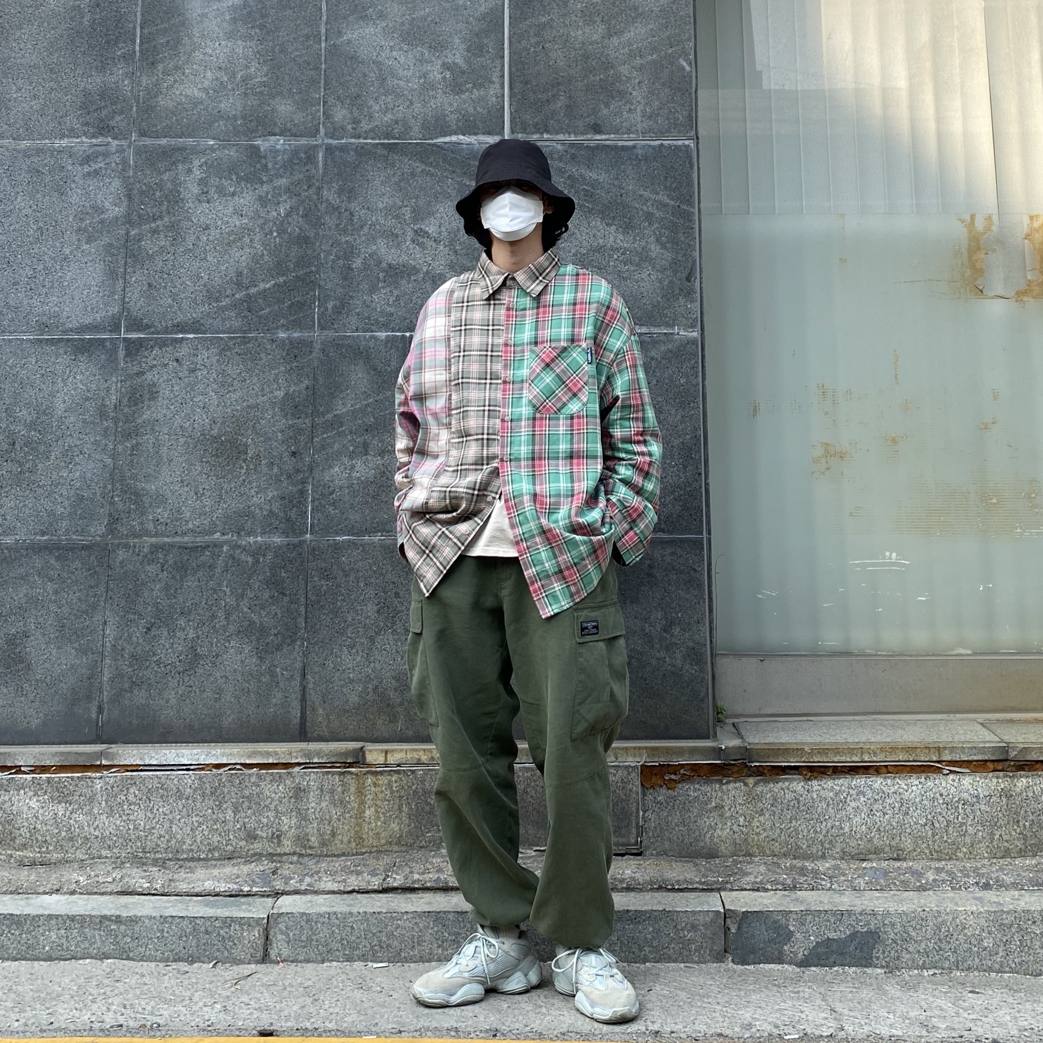 Adidas Yeezy 500 Salt 착용 스타일 - 1