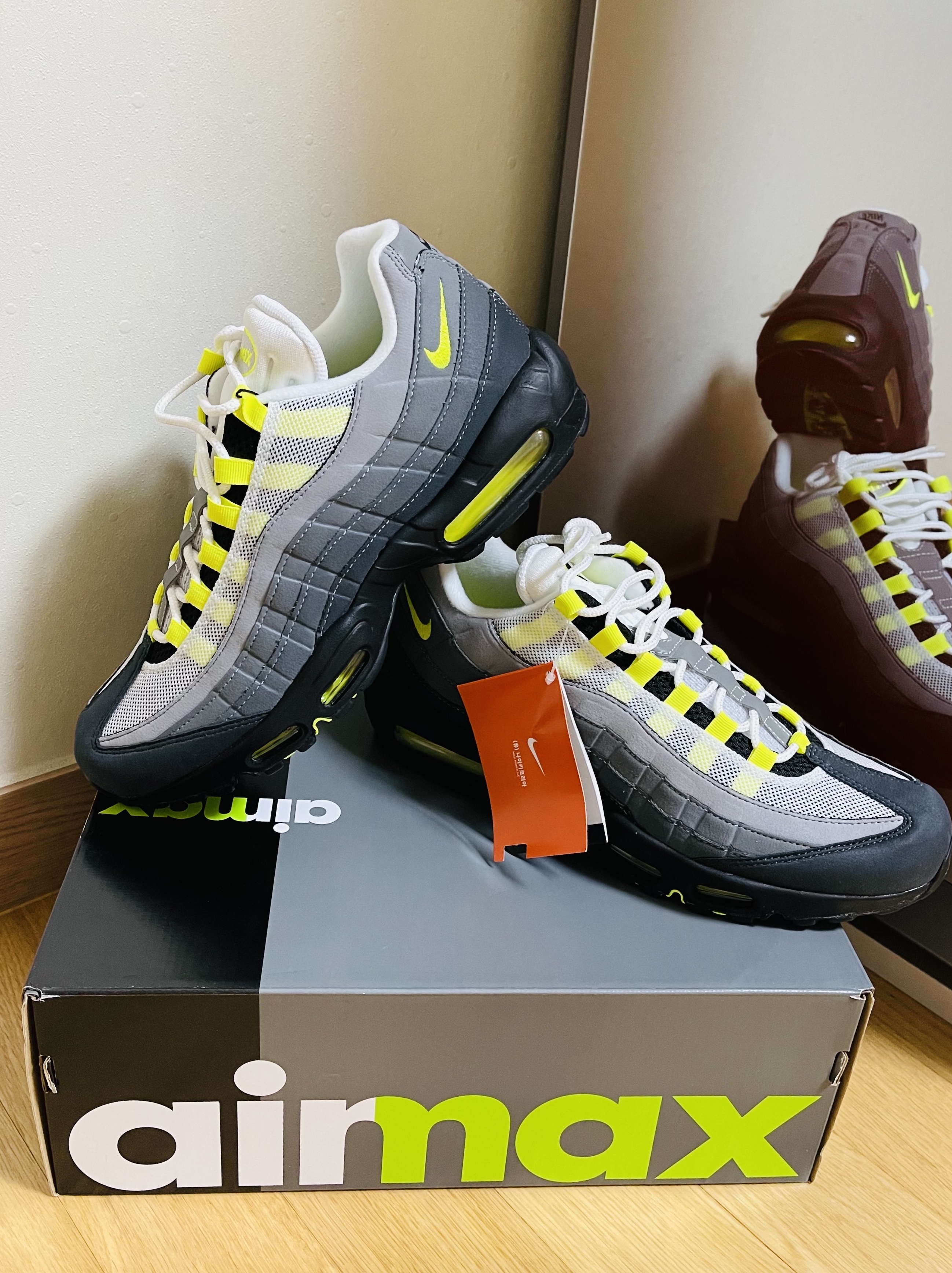 Nike Air Max 95 OG Neon Yellow 2020 착용 스타일
