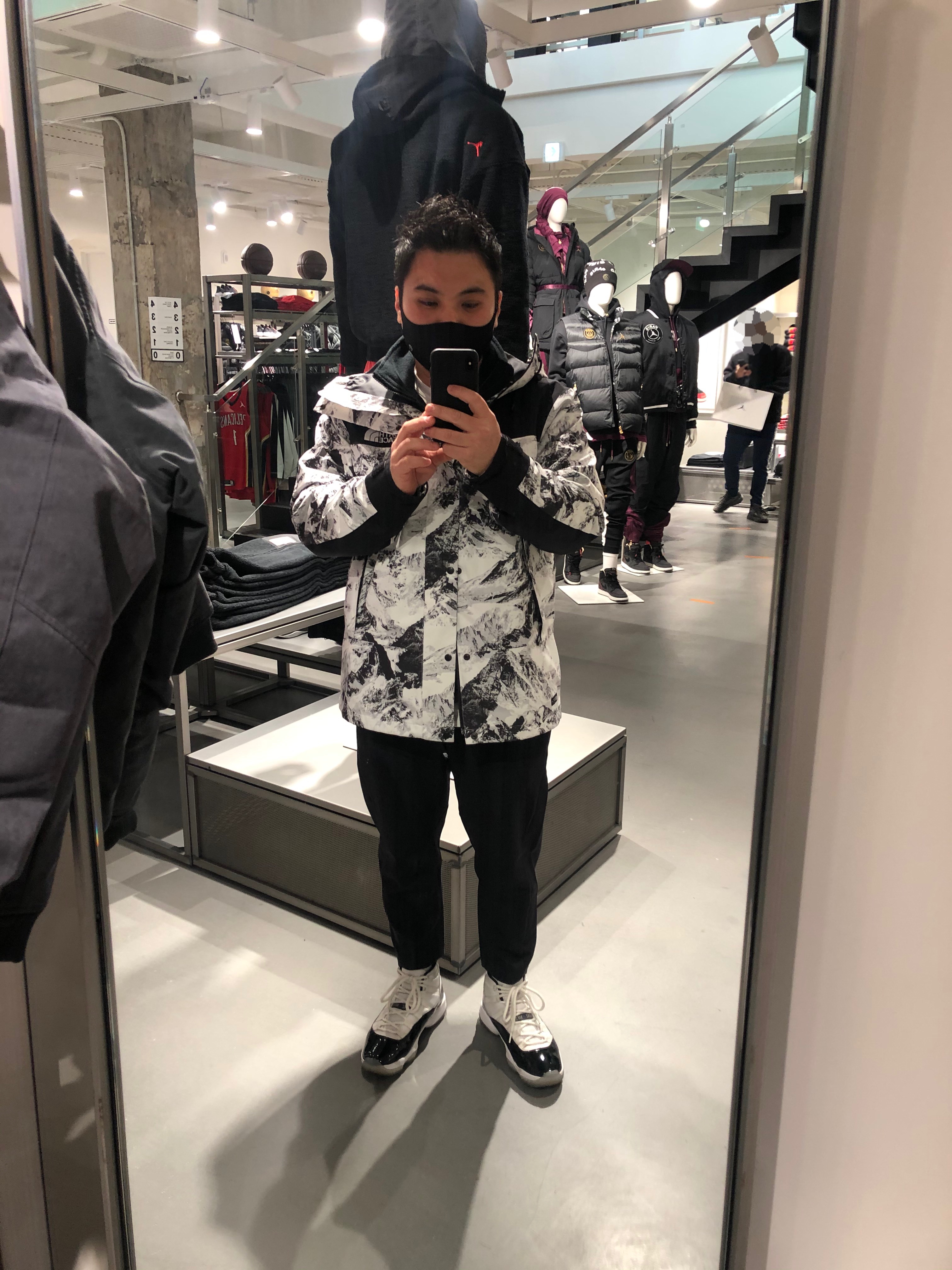 Jordan 11 Retro Concord 2018 착용 스타일