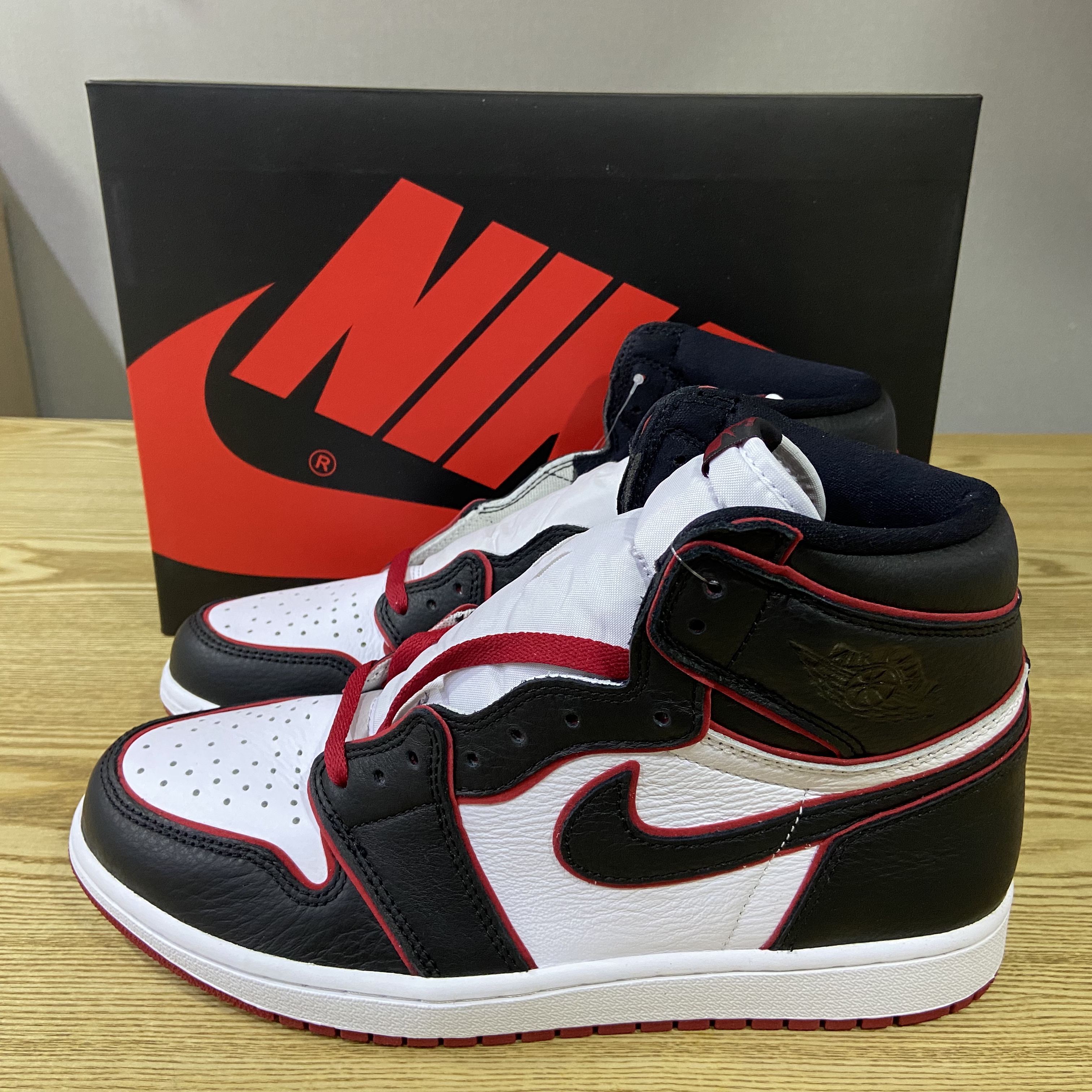 Jordan 1 Retro High OG Bloodline 착용 스타일