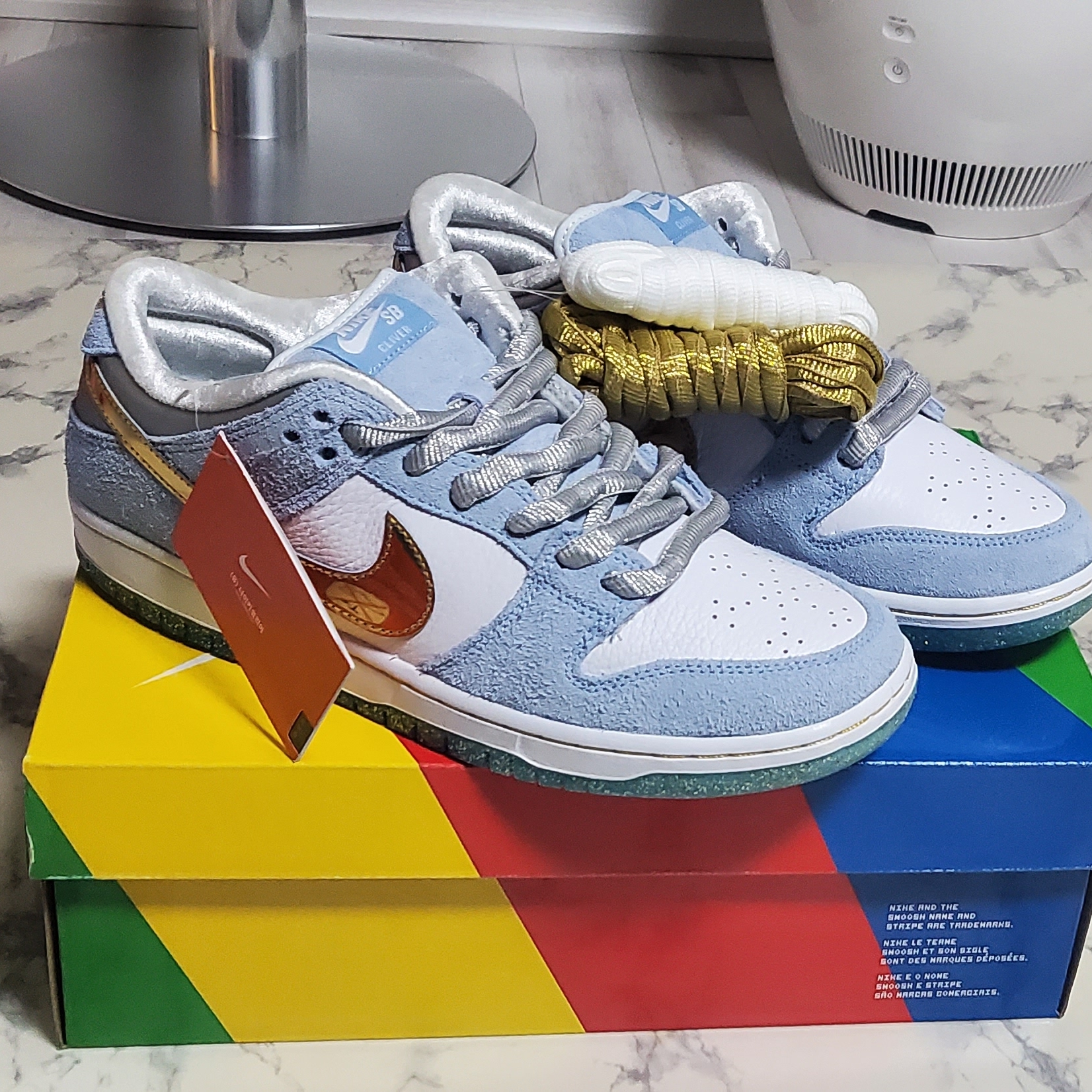 Nike x Sean Cliver SB Dunk Low Holiday Special 착용 스타일