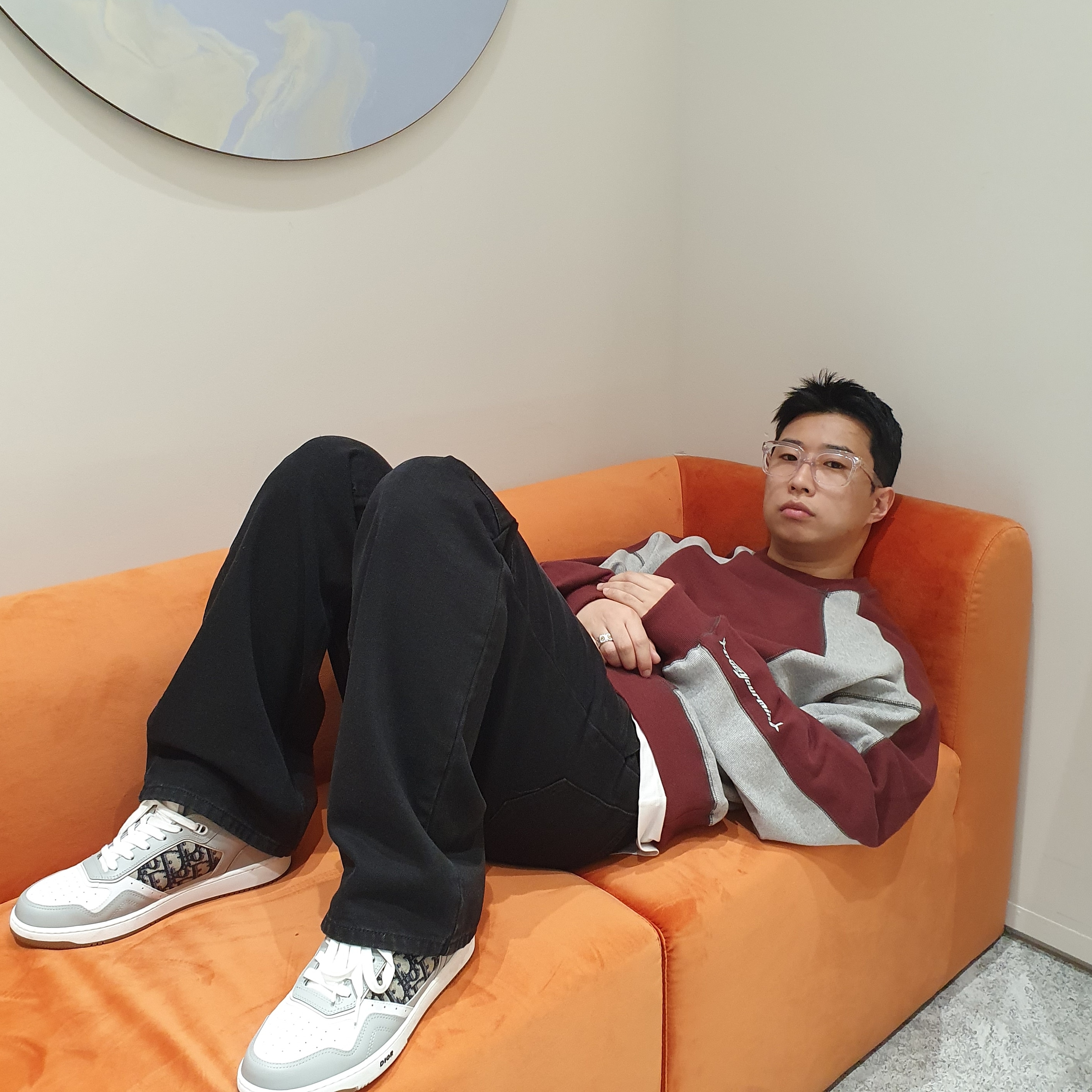 Dior B27 Low-Top Sneakers Gray 착용 스타일