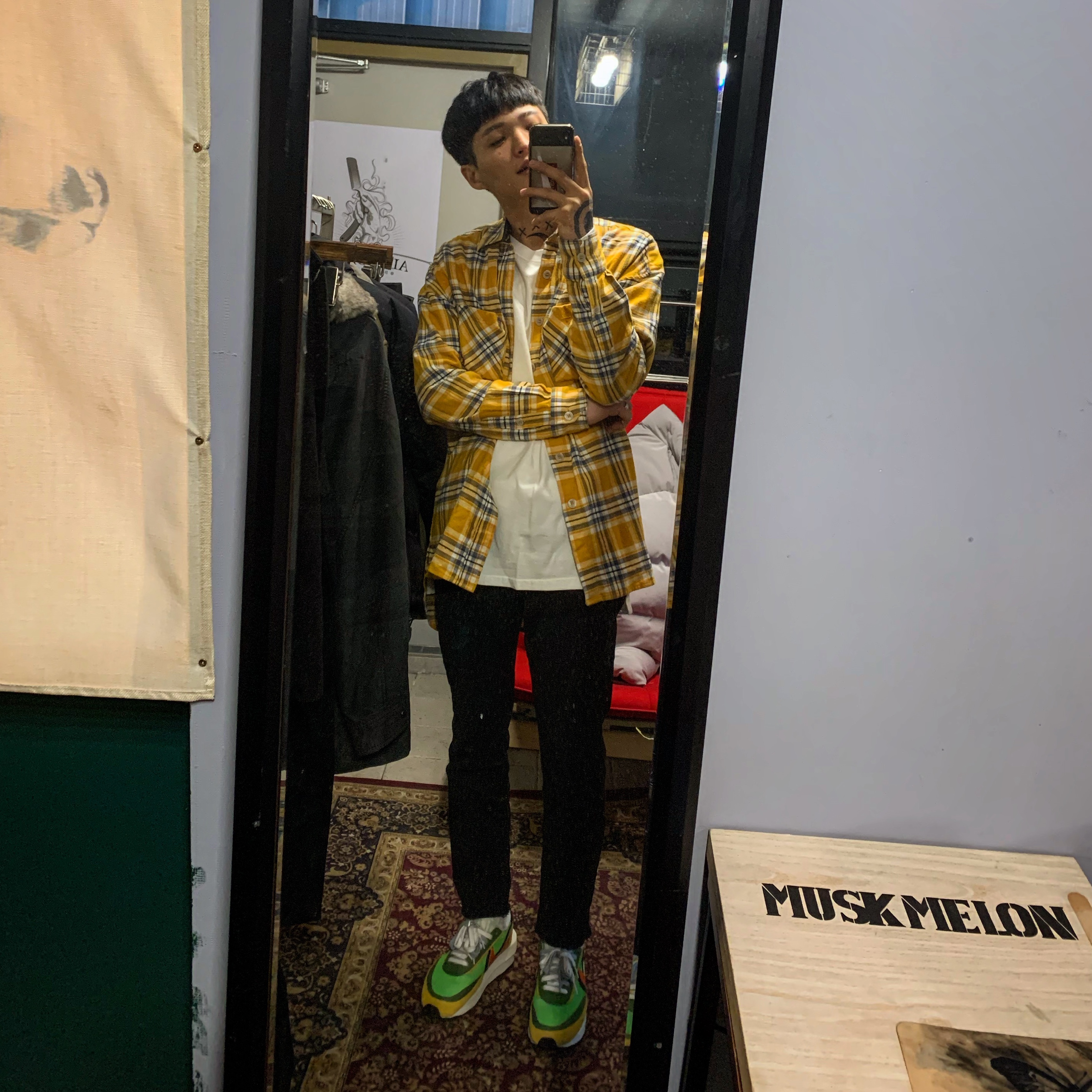 Nike x Sacai LDWaffle Green Multi 착용 스타일