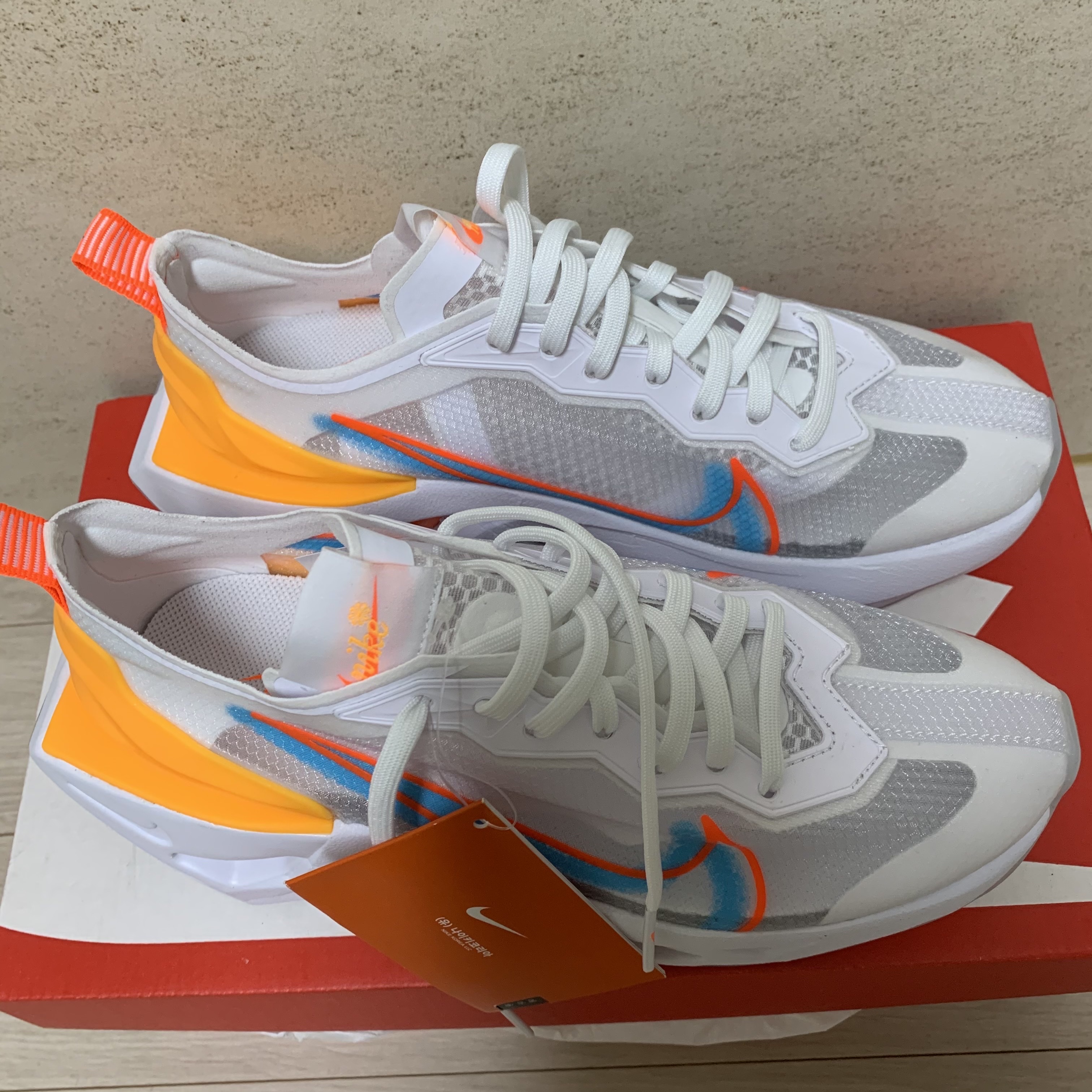 (W) Nike ZoomX Vista Grind White Hyper Crimson 착용 스타일 - 3