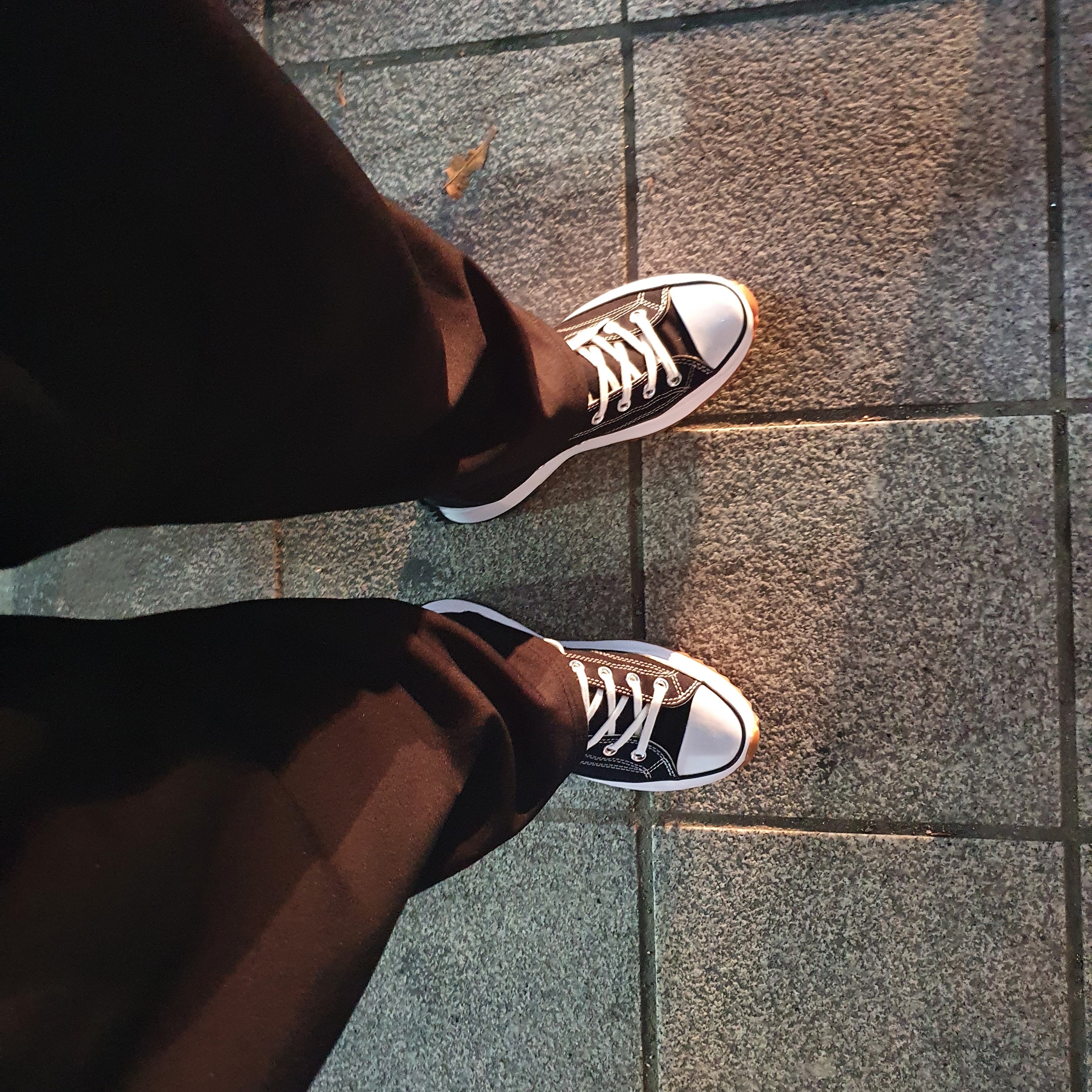 Converse Run Star Hike Hi Black White Gum 착용 스타일