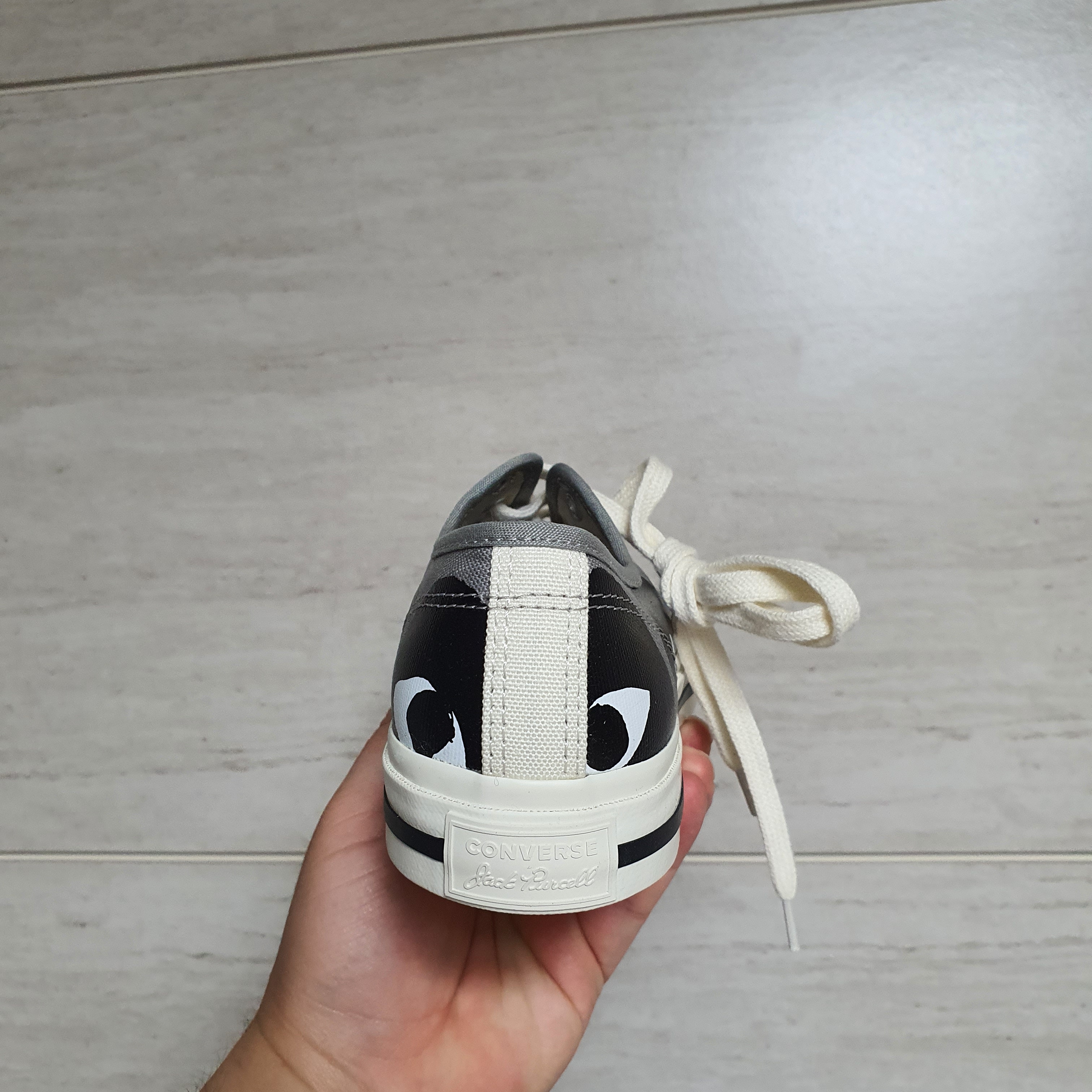 Converse x Play Comme des Garcons Jack Purcell Drizzle Black, Converse x Play Comme des Garcons Jack Purcell Drizzle Red 착용 스타일 - 4