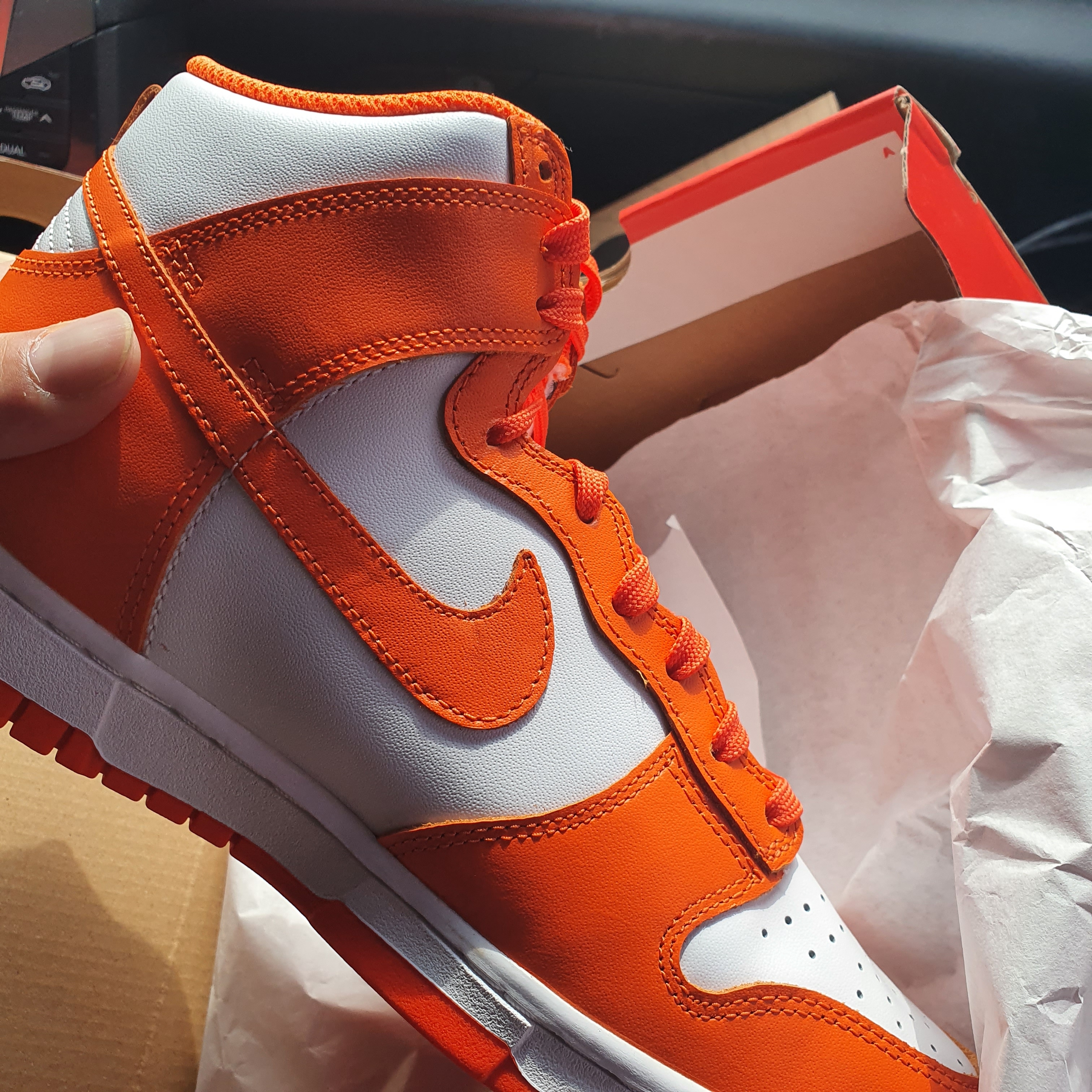 (W) Nike Dunk High Orange Blaze 착용 스타일
