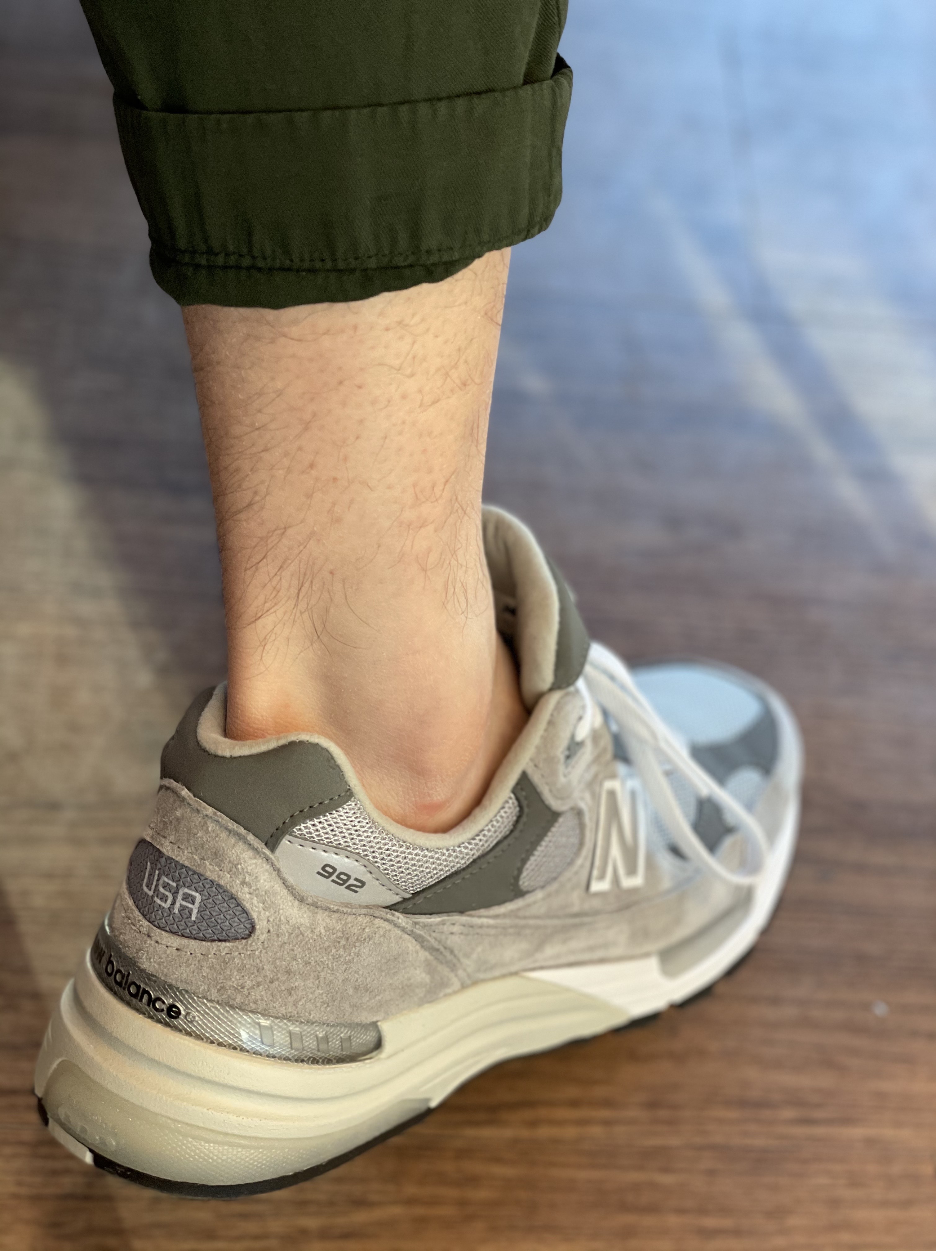 New Balance 992 Made in USA Grey - D Standard 착용 스타일