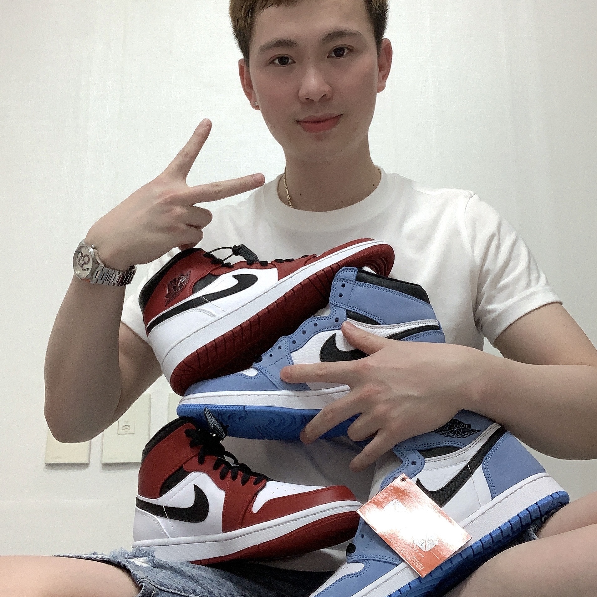 Jordan 1 Mid Chicago 2020, Jordan 1 Retro High OG University Blue 착용 스타일