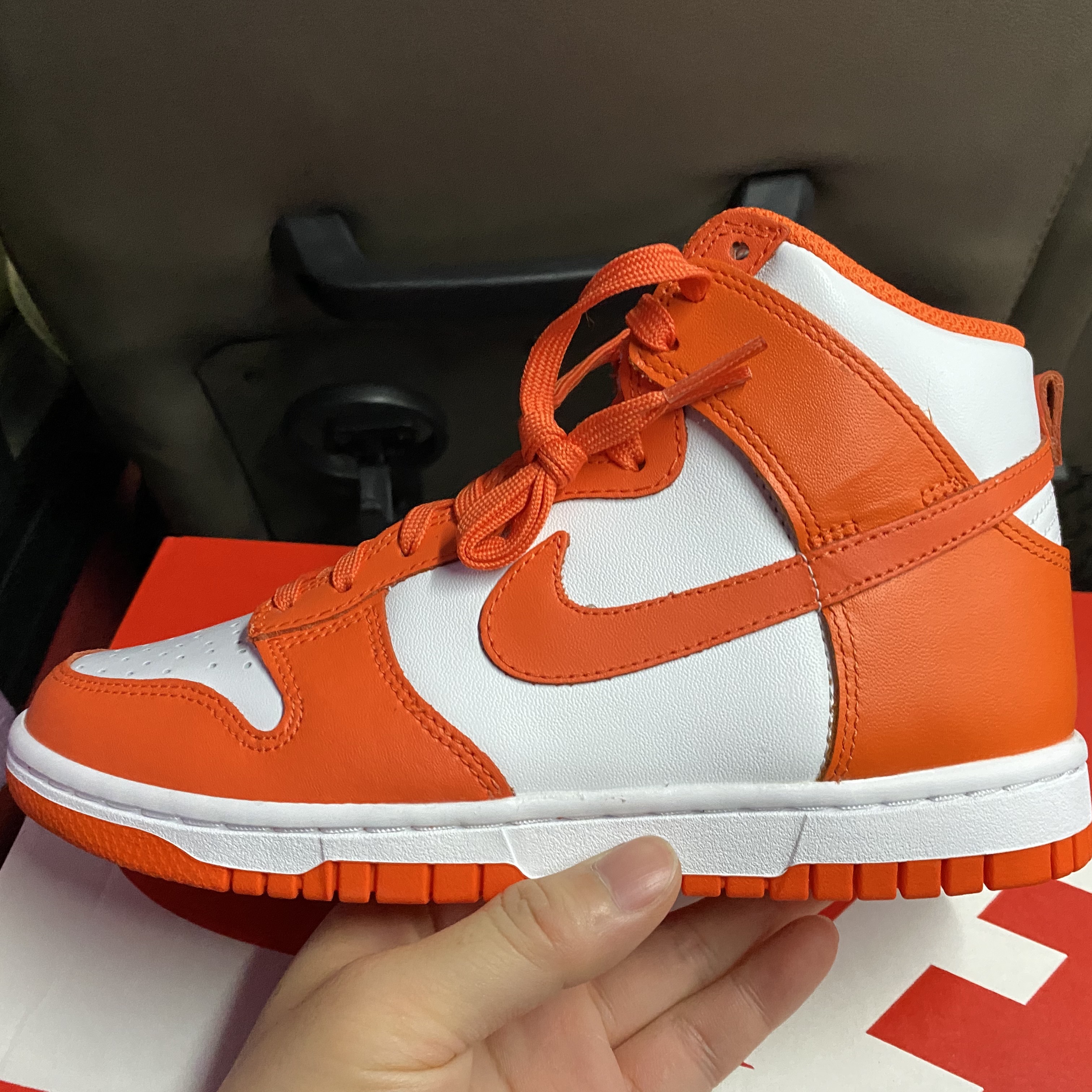 (W) Nike Dunk High Orange Blaze 착용 스타일 - 1