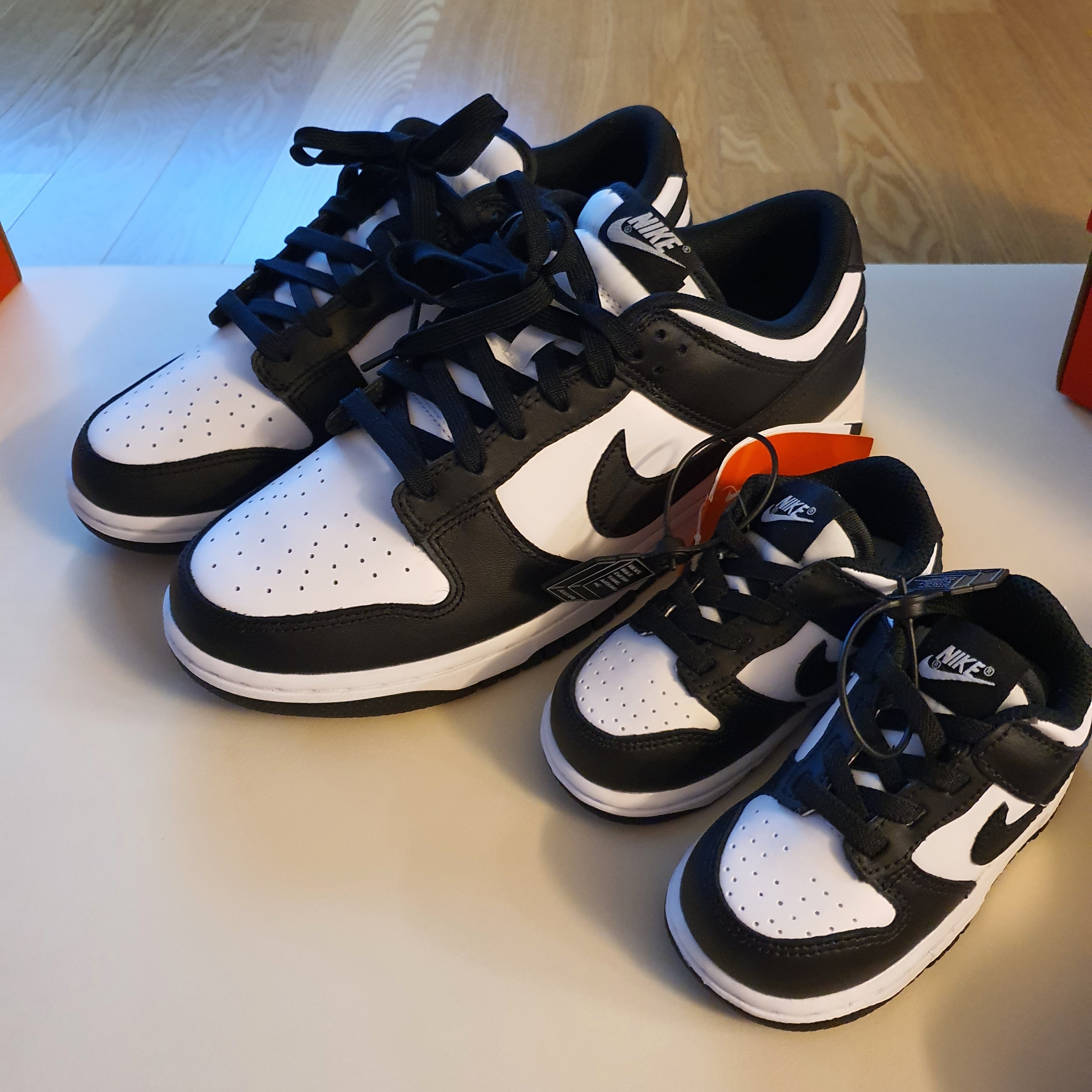 Nike Dunk Low Retro Black 착용 스타일 - 1