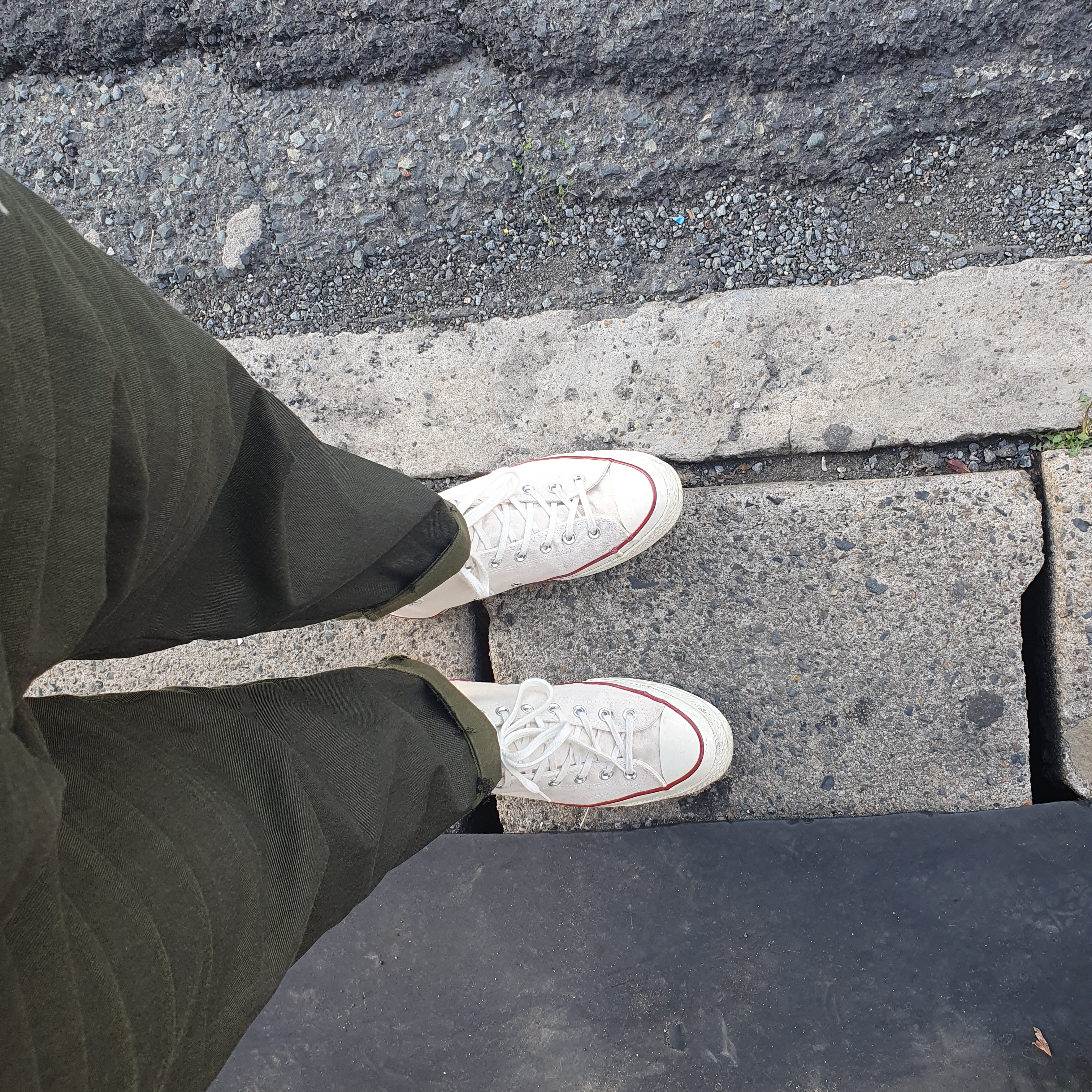Converse Chuck 70 High Parchment 착용 스타일