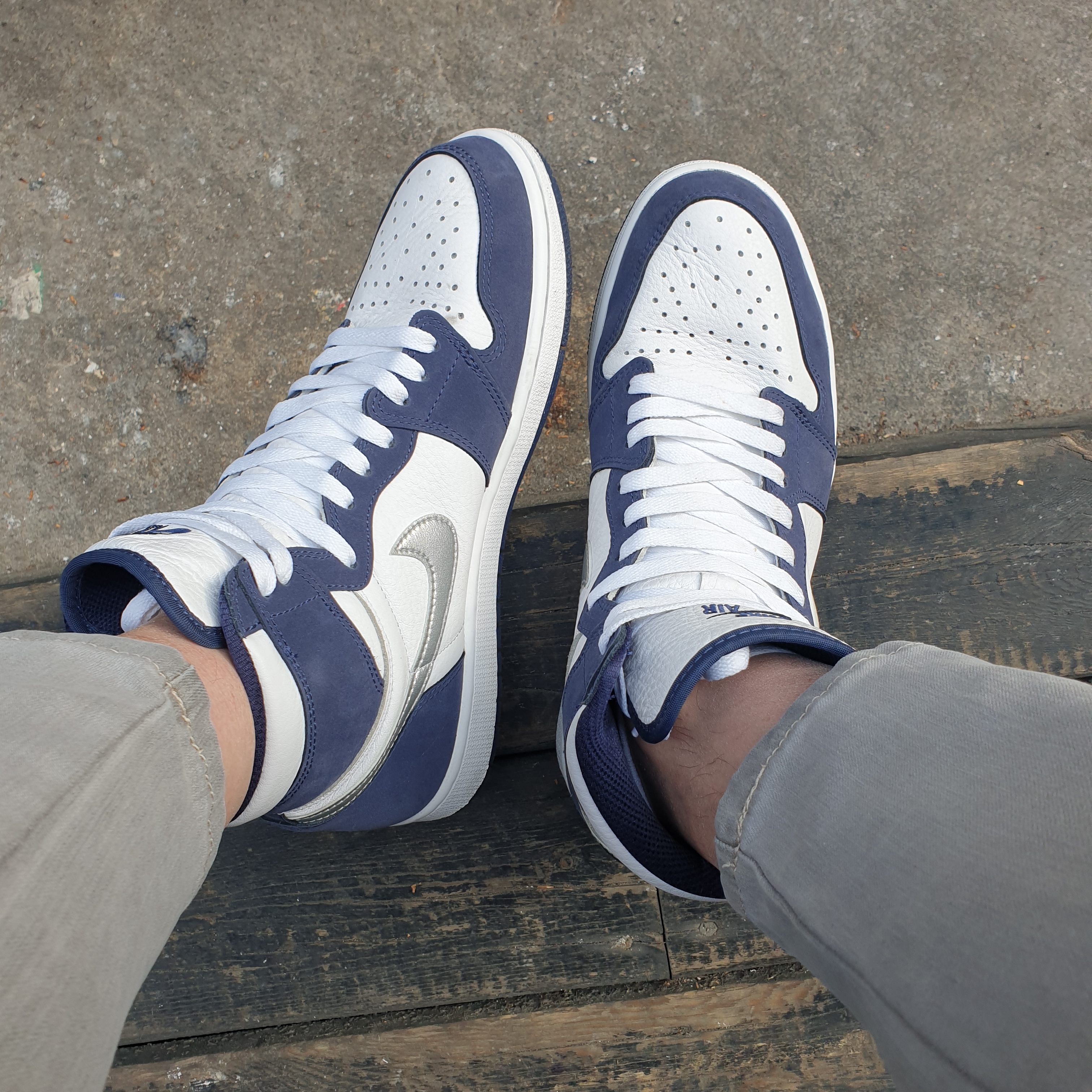 Jordan 1 Retro High OG CO.JP Midnight Navy 착용 스타일