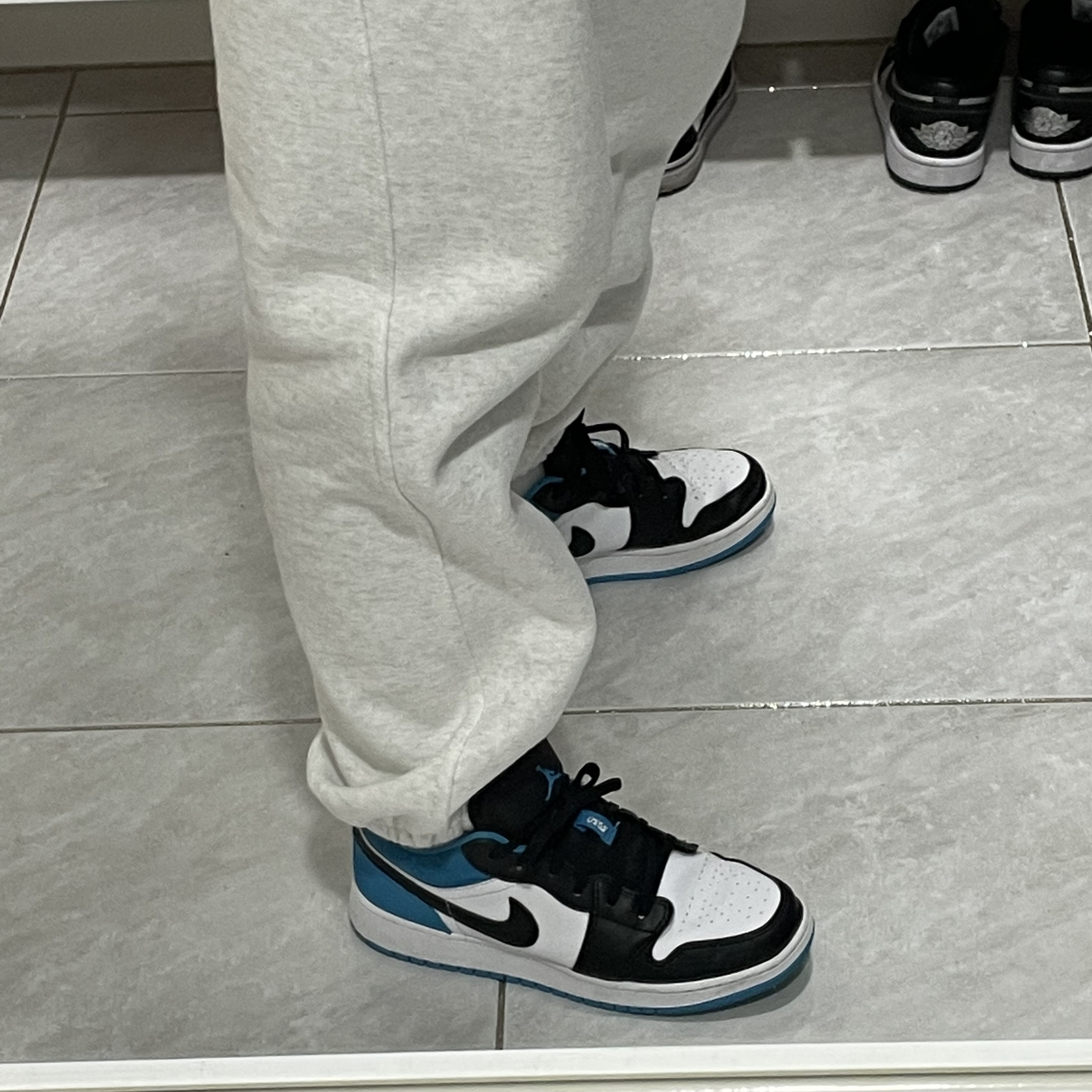Jordan 1 Low SE Laser Blue, (GS) Jordan 1 Low SE Laser Blue 착용 스타일