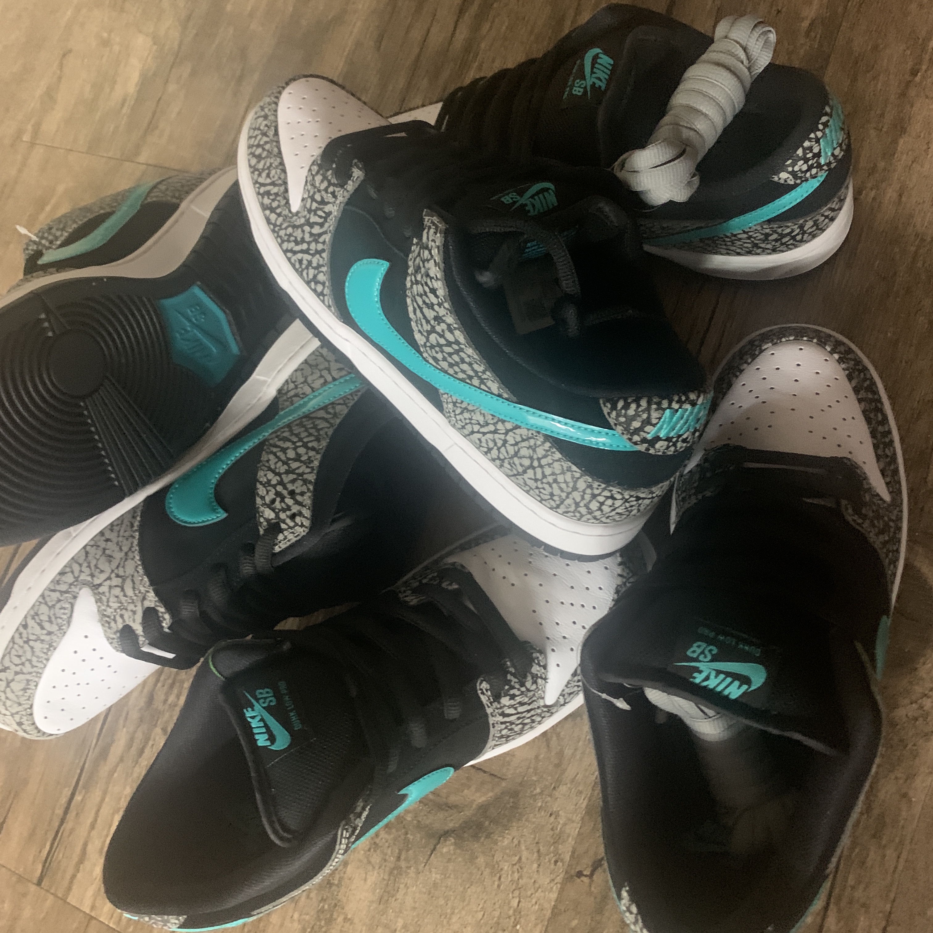 Nike SB Dunk Low Pro Clear Jade 착용 스타일