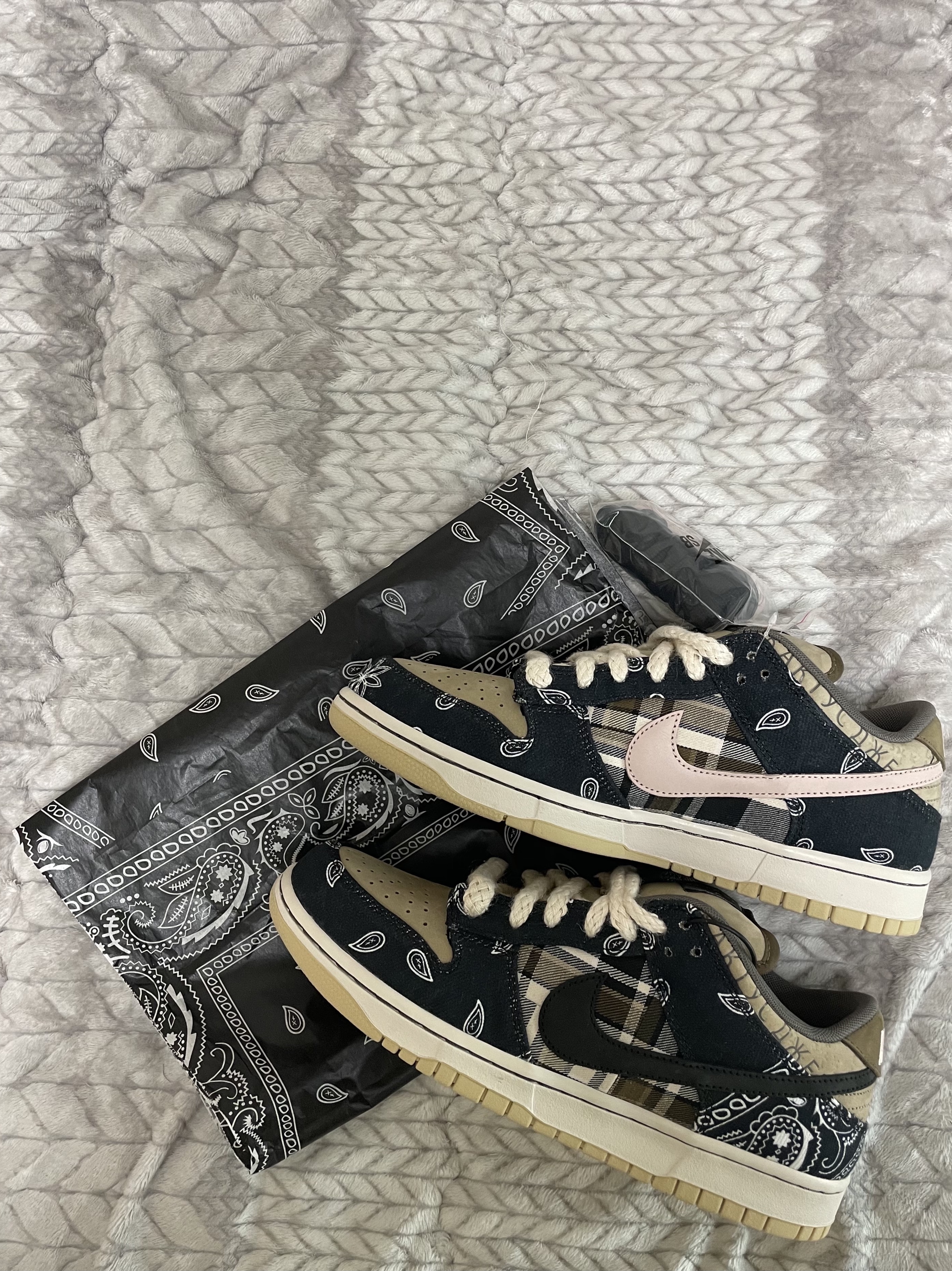Nike x Travis Scott SB Dunk Low 착용 스타일