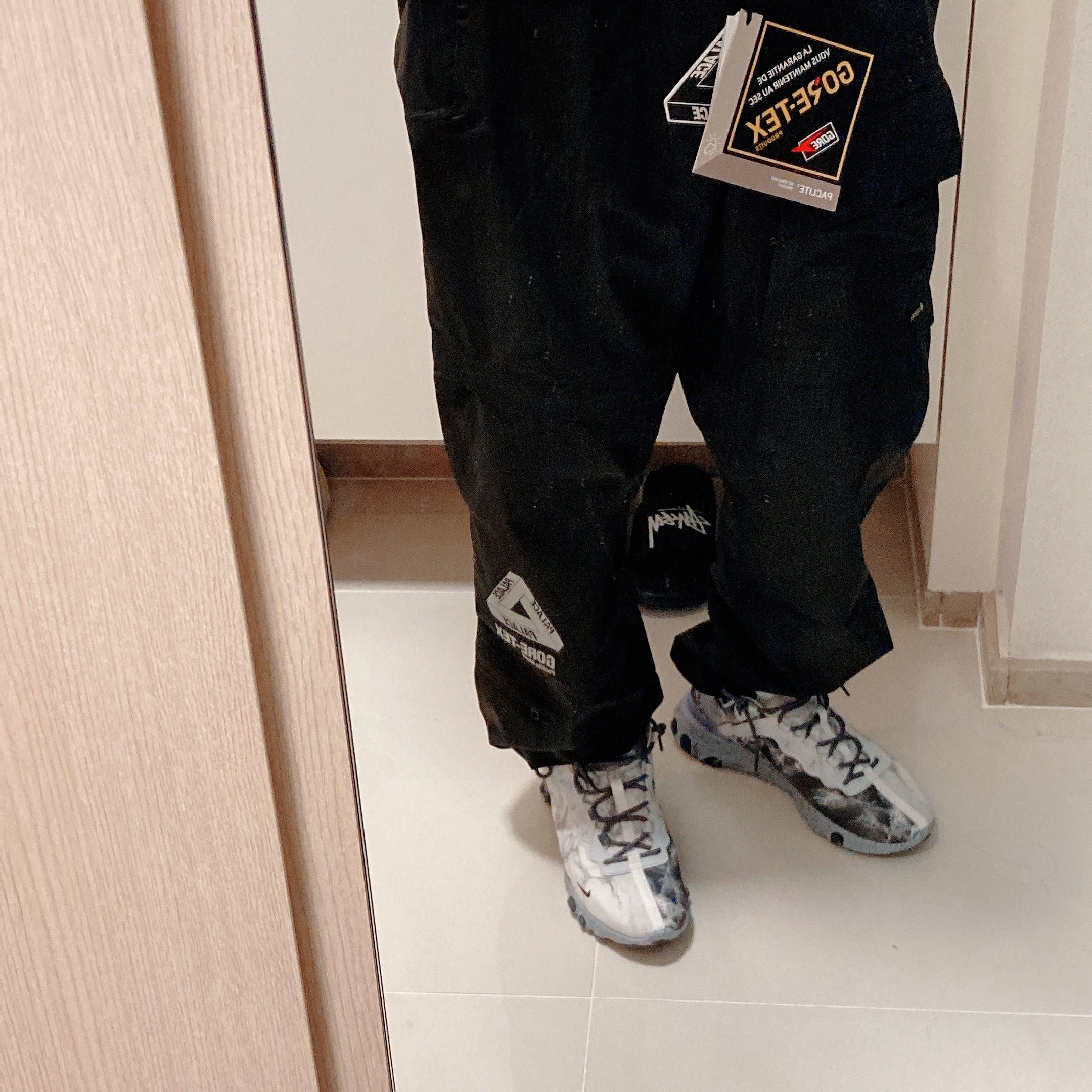 Palace Gore-Tex Zip Off Cargos Black - 21SS, Nike x Kendrick Lamar React Element 55 착용 스타일 - 3