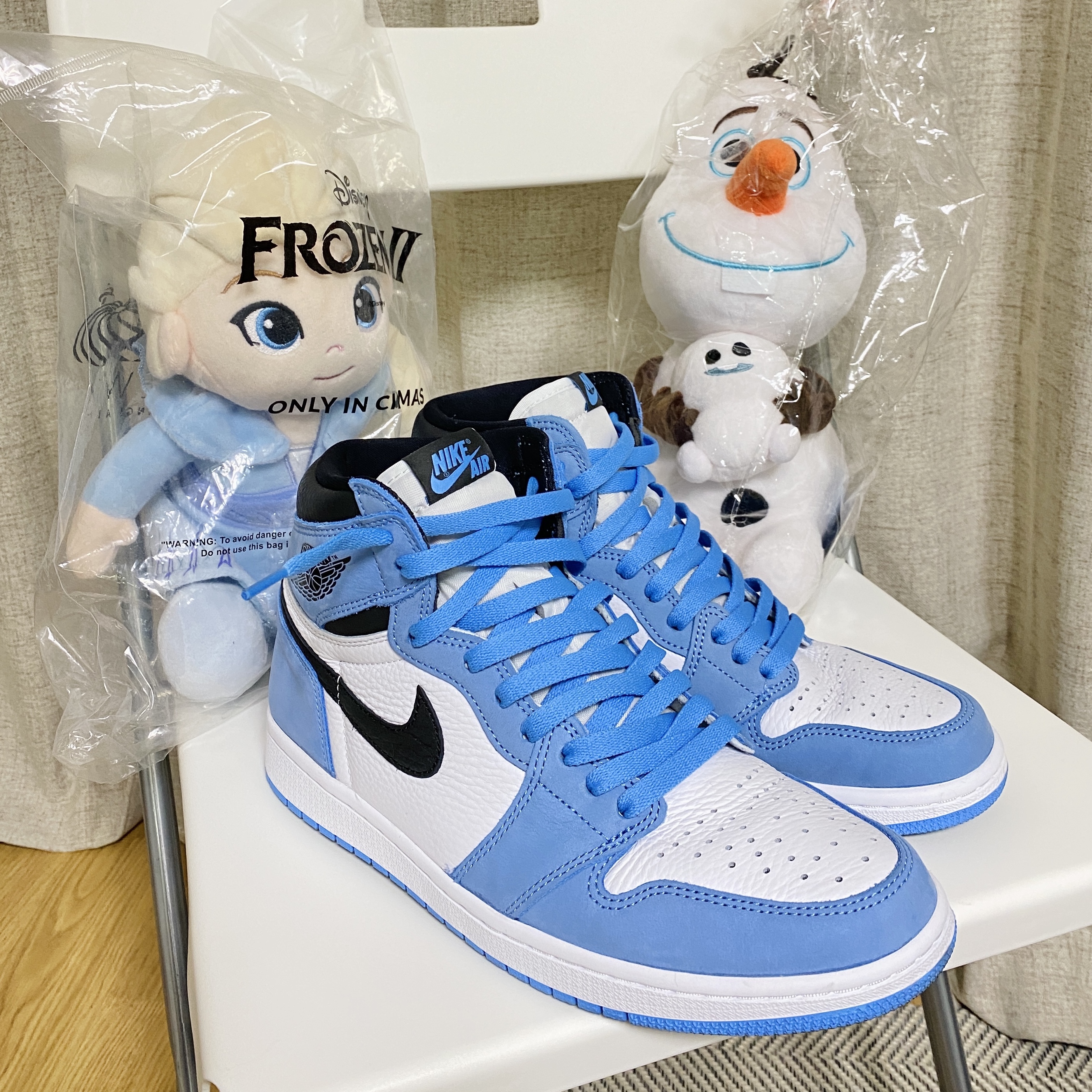 Jordan 1 Retro High OG University Blue 착용 스타일
