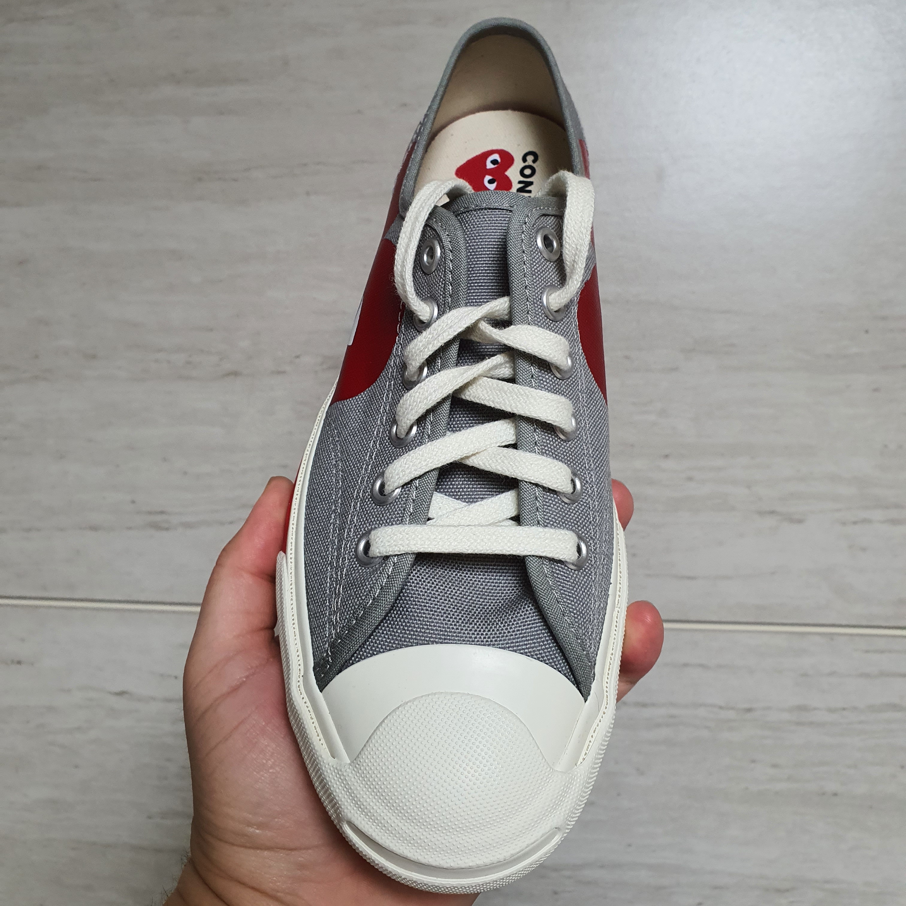 Converse x Play Comme des Garcons Jack Purcell Drizzle Red 착용 스타일 - 2