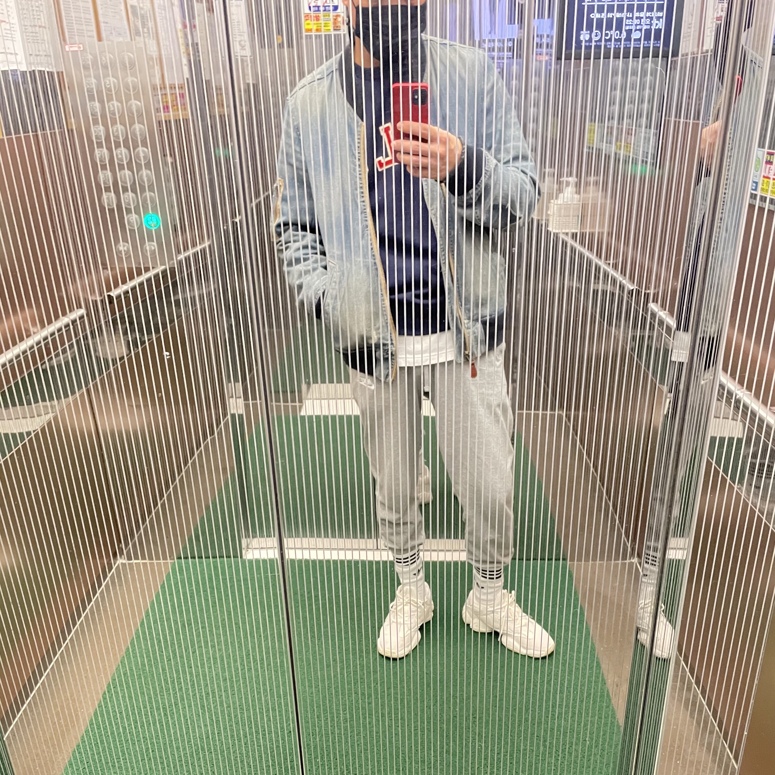 Adidas Yeezy 500 Bone White 착용 스타일