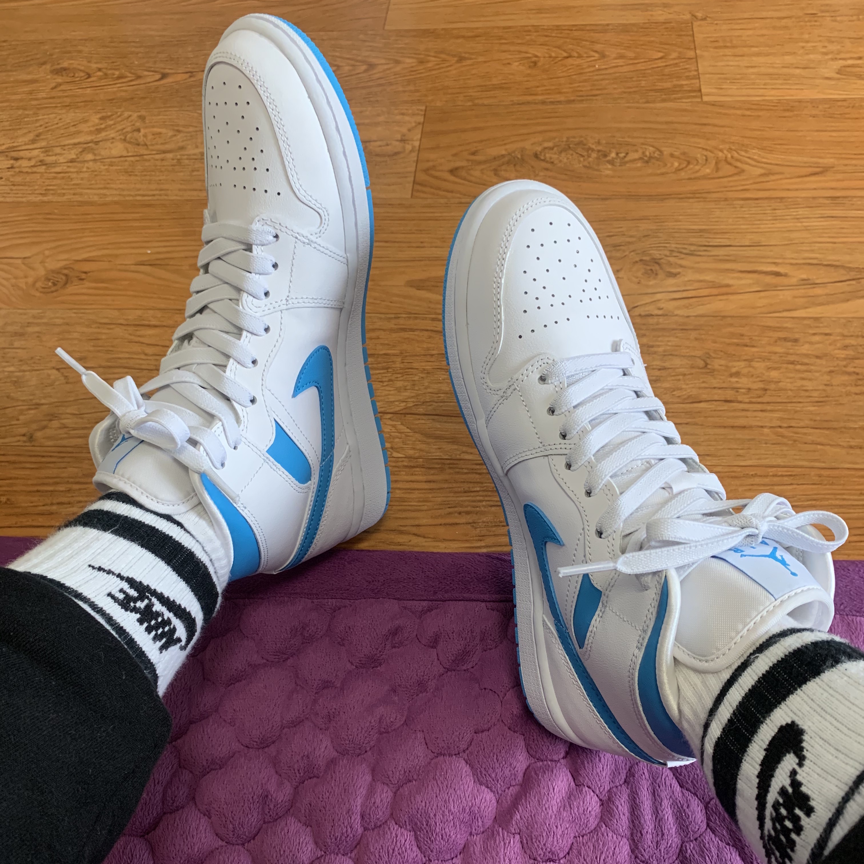 (W) Jordan 1 Mid UNC 착용 스타일 - 2