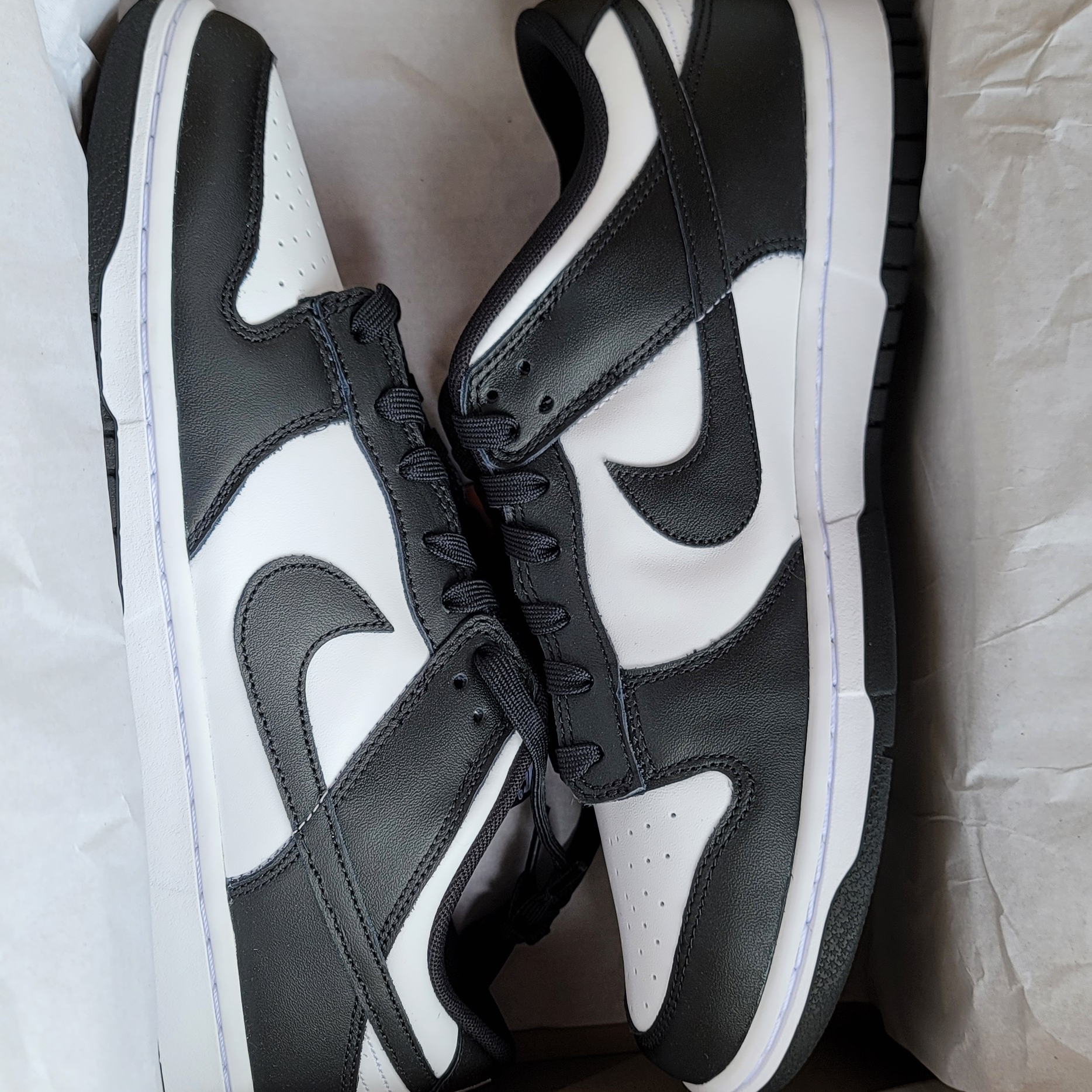 Nike Dunk Low Retro Black 착용 스타일