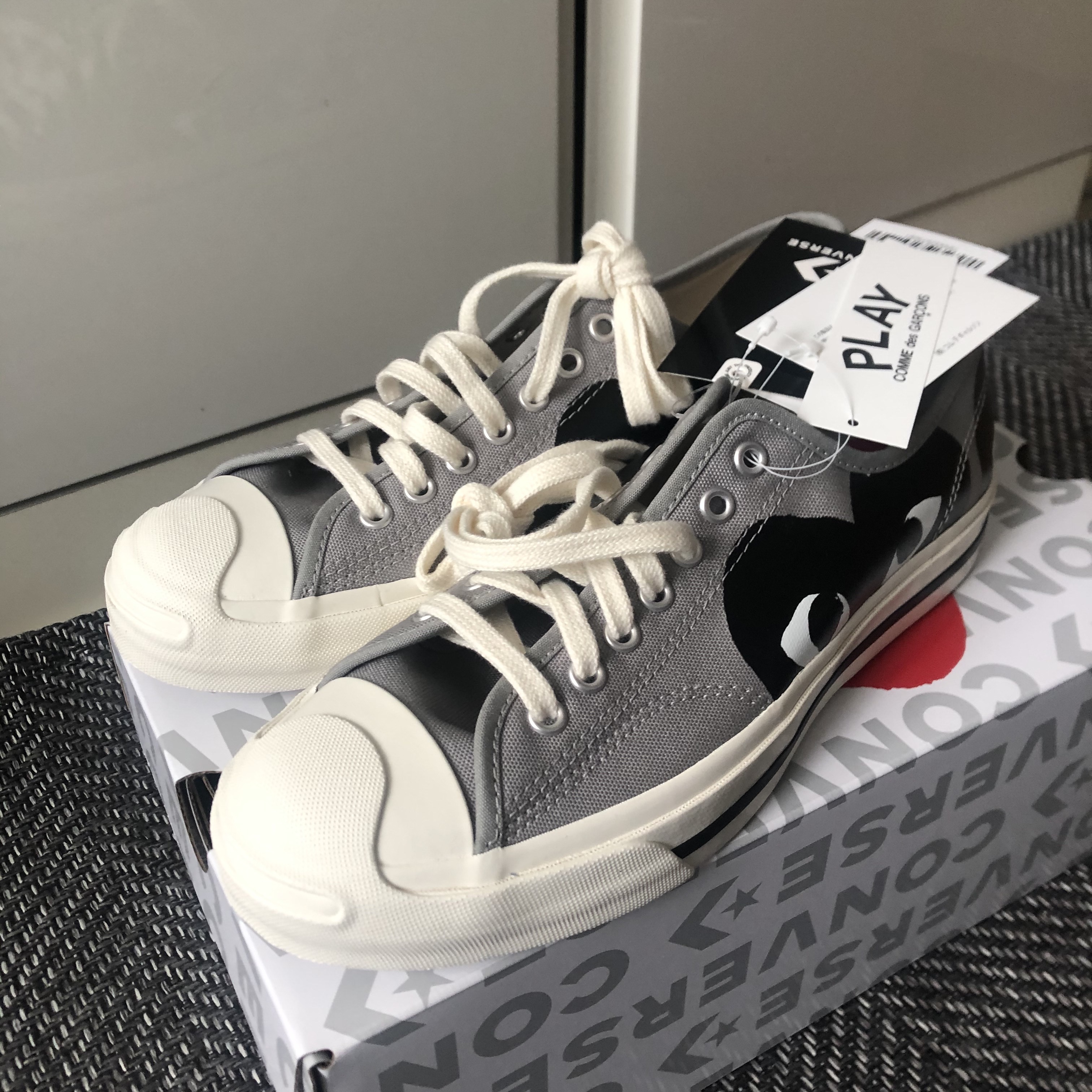 Converse x Play Comme des Garcons Jack Purcell Drizzle Black 착용 스타일 - 1