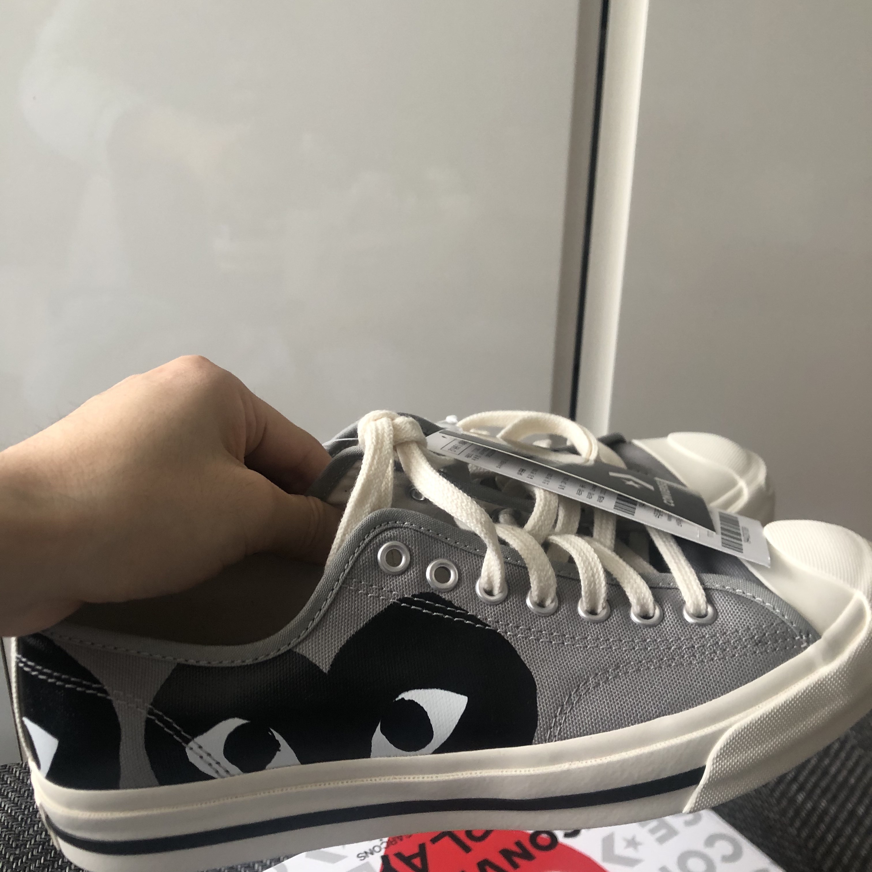 Converse x Play Comme des Garcons Jack Purcell Drizzle Black 착용 스타일 - 3