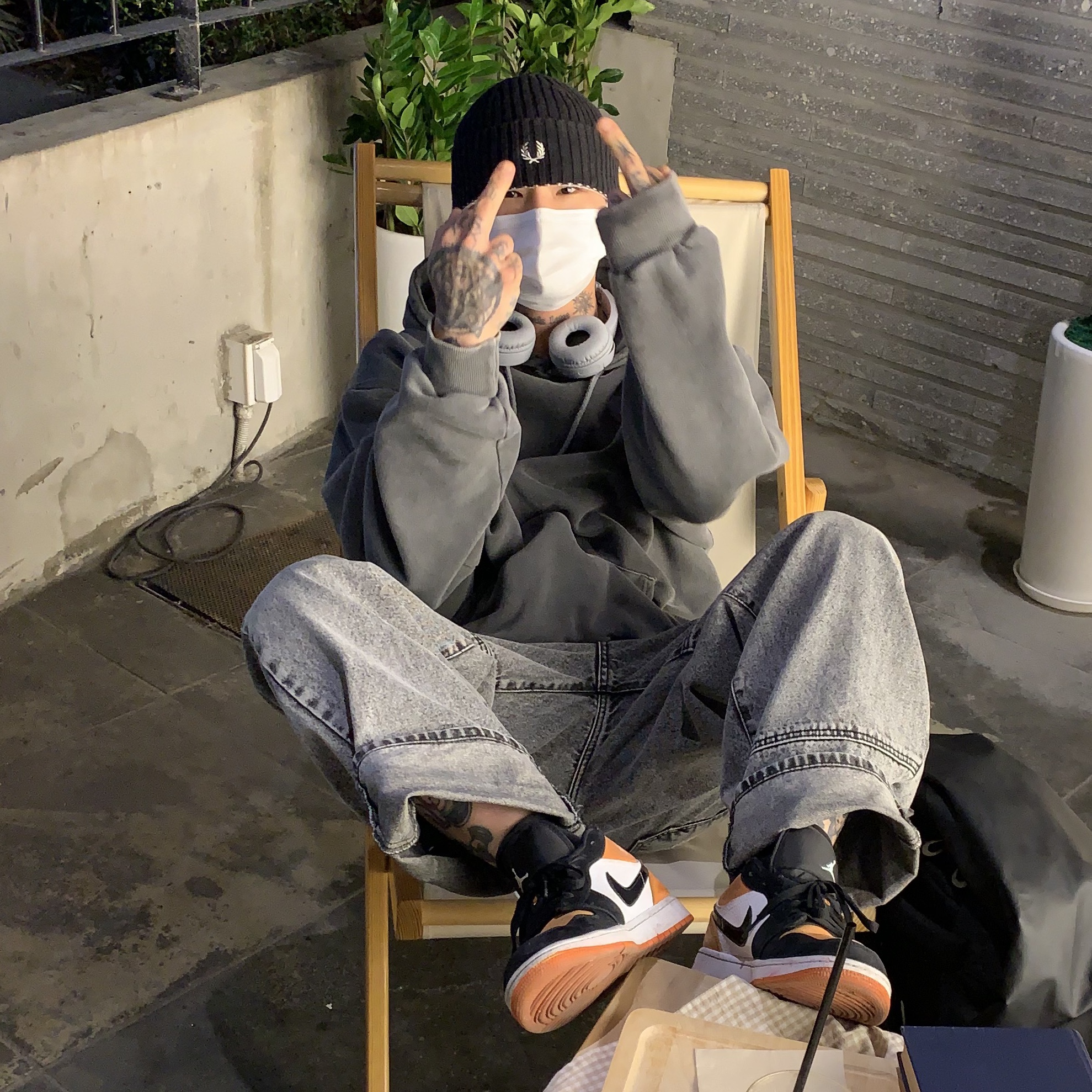 Jordan 1 Low Shattered Backboard 착용 스타일 - 1