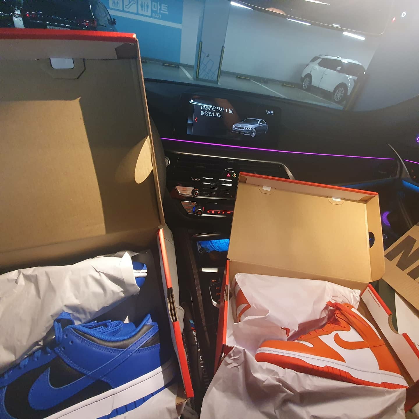 Nike Dunk High Retro Orange Blaze, Nike Dunk Low Retro Hyper Cobalt 착용 스타일 - 1