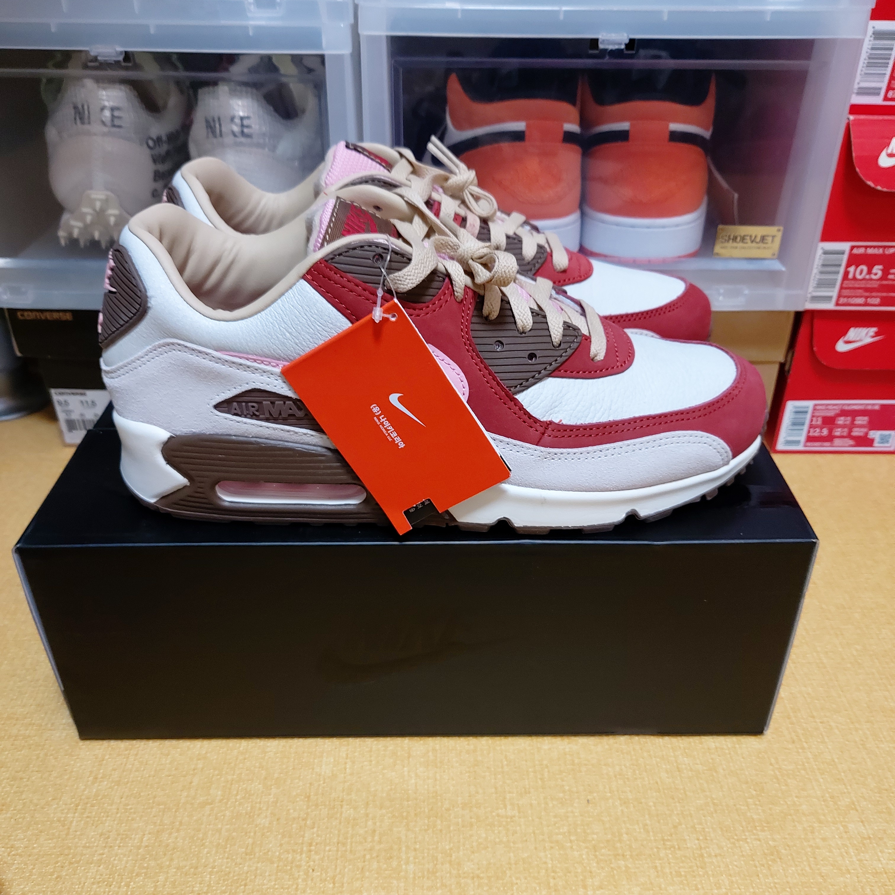 Nike Air Max 90 NRG Bacon 착용 스타일