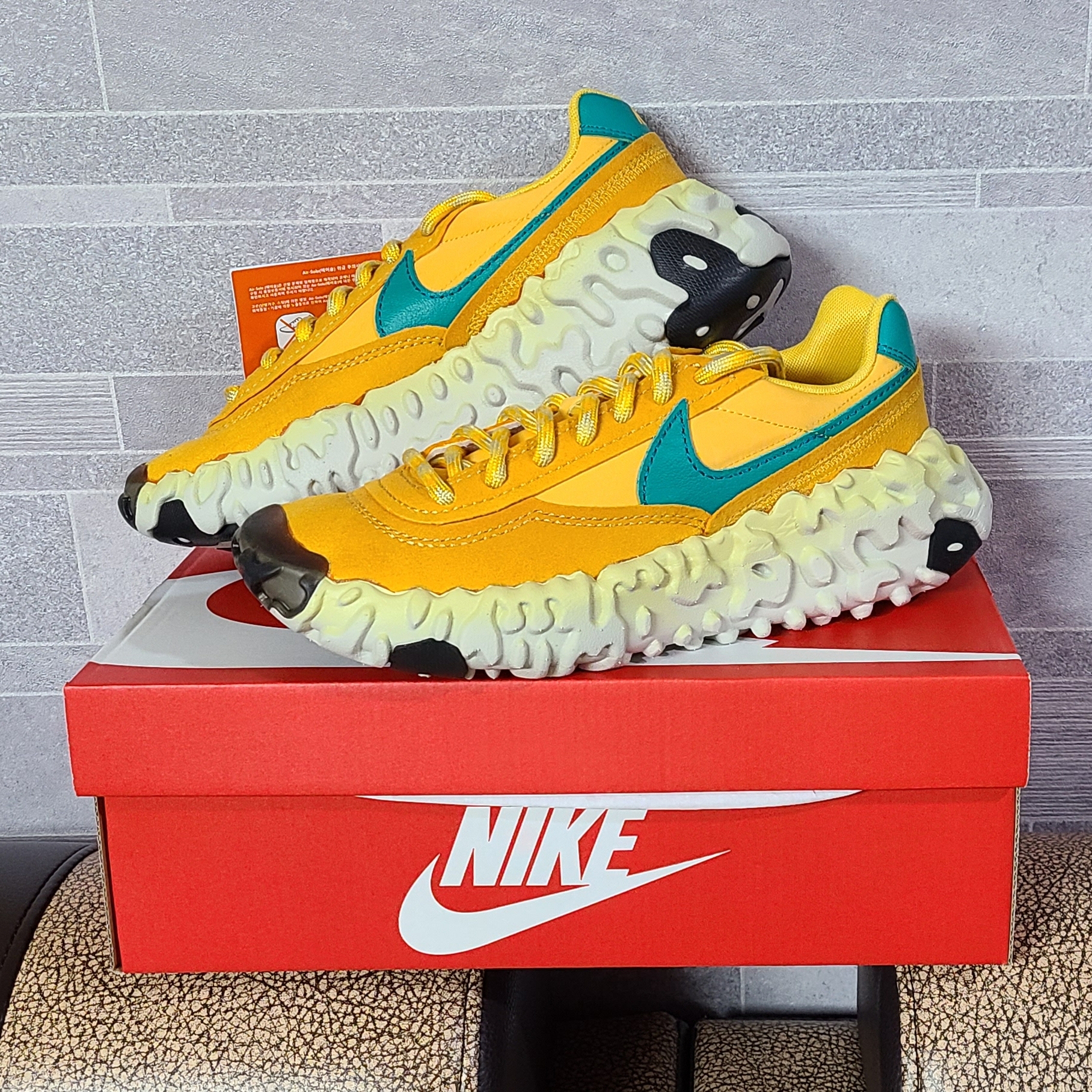 Nike Overbreak SP Khaki 착용 스타일