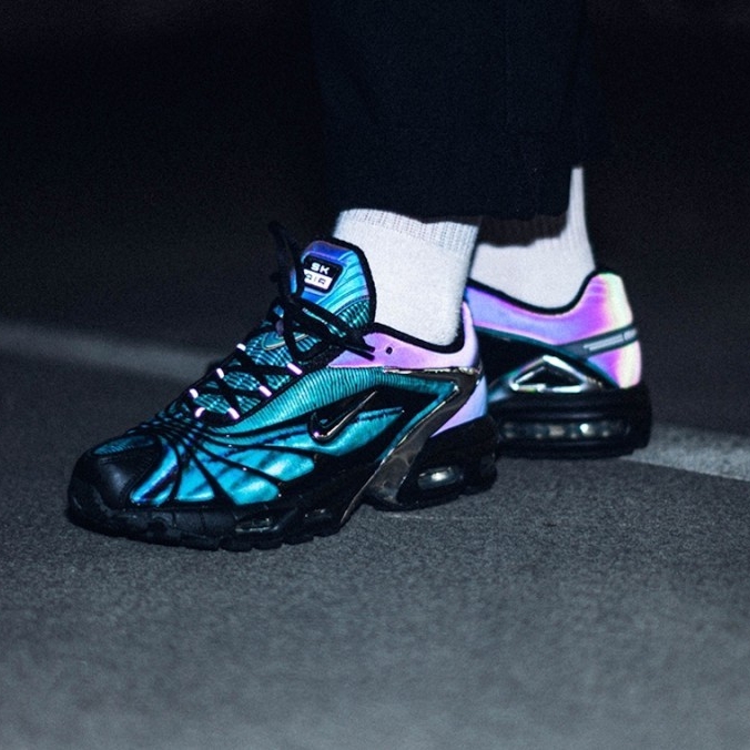 Nike x Skepta Air Max Tailwind 5 Chrome Blue 착용 스타일 - 2