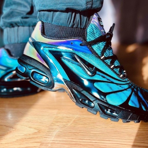 Nike x Skepta Air Max Tailwind 5 Chrome Blue 착용 스타일 - 1