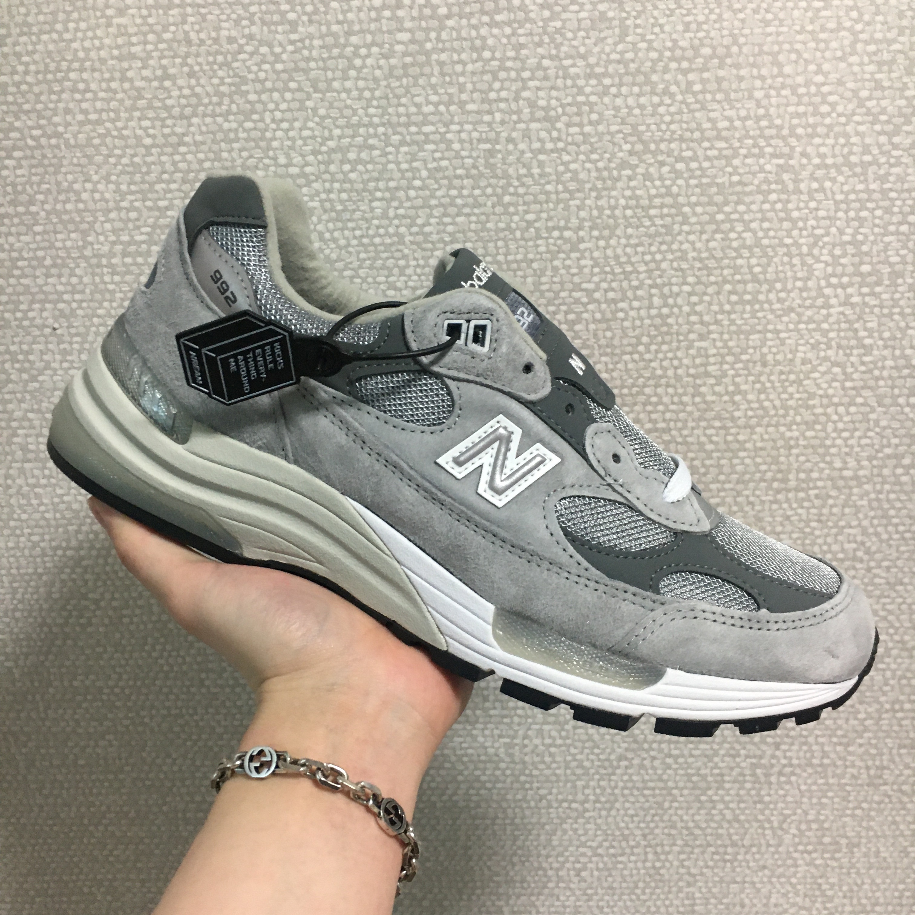 New Balance 992 Made in USA Grey - D Standard 착용 스타일 - 1