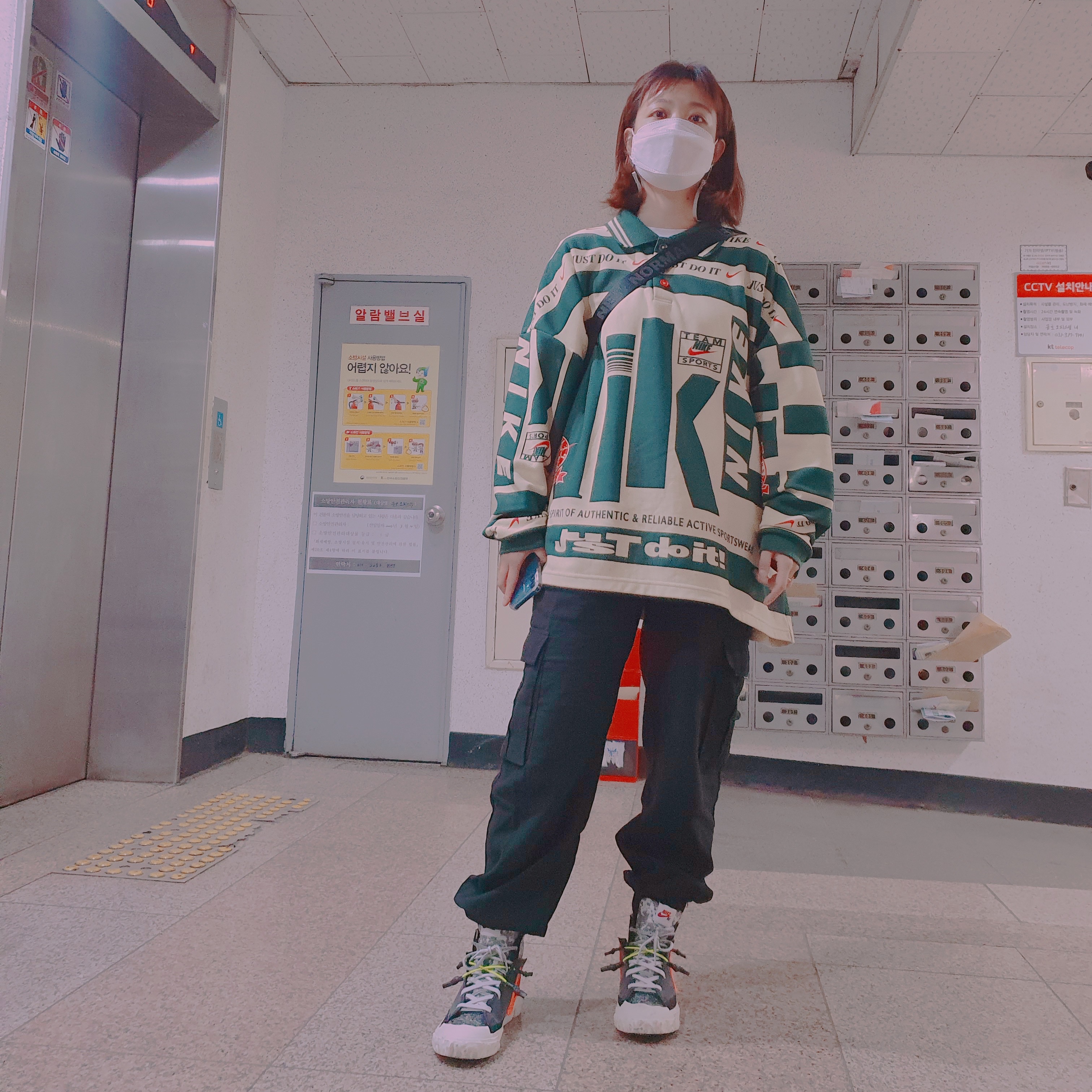 Nike x Cactus Plant Flea Market Long Sleeve Polo Natural - US/EU, Nike x Readymade Blazer Mid Black 착용 스타일