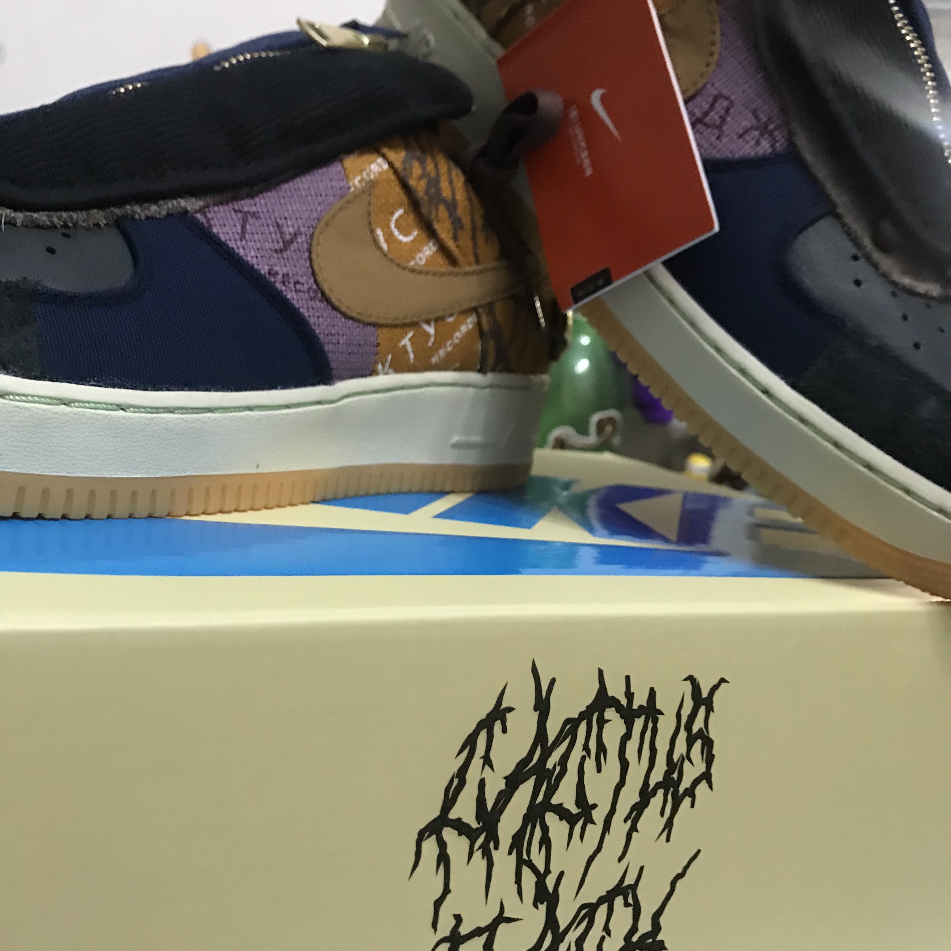 Nike x Travis Scott Air Force 1 Low Cactus Jack 착용 스타일 - 1
