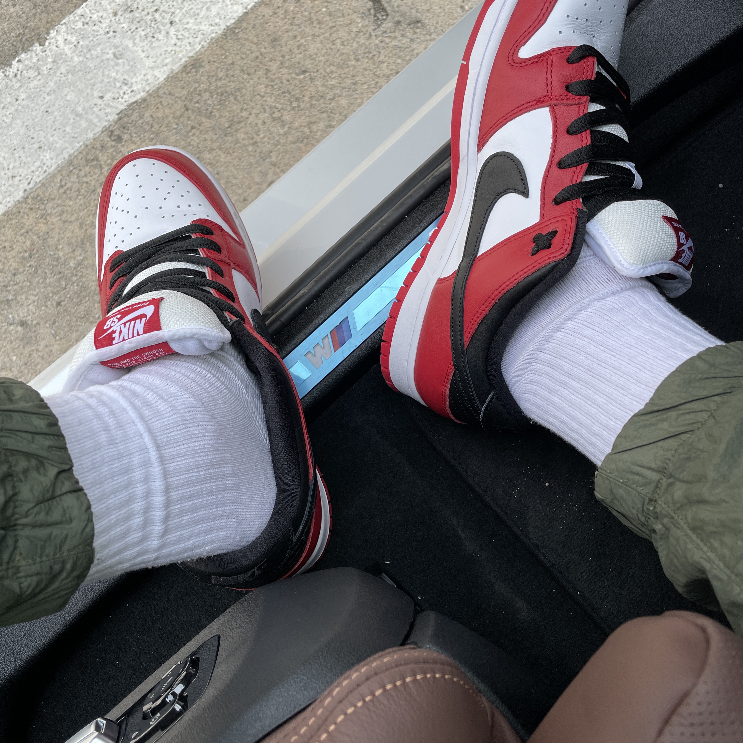 Nike SB Dunk Low Pro Chicago 착용 스타일