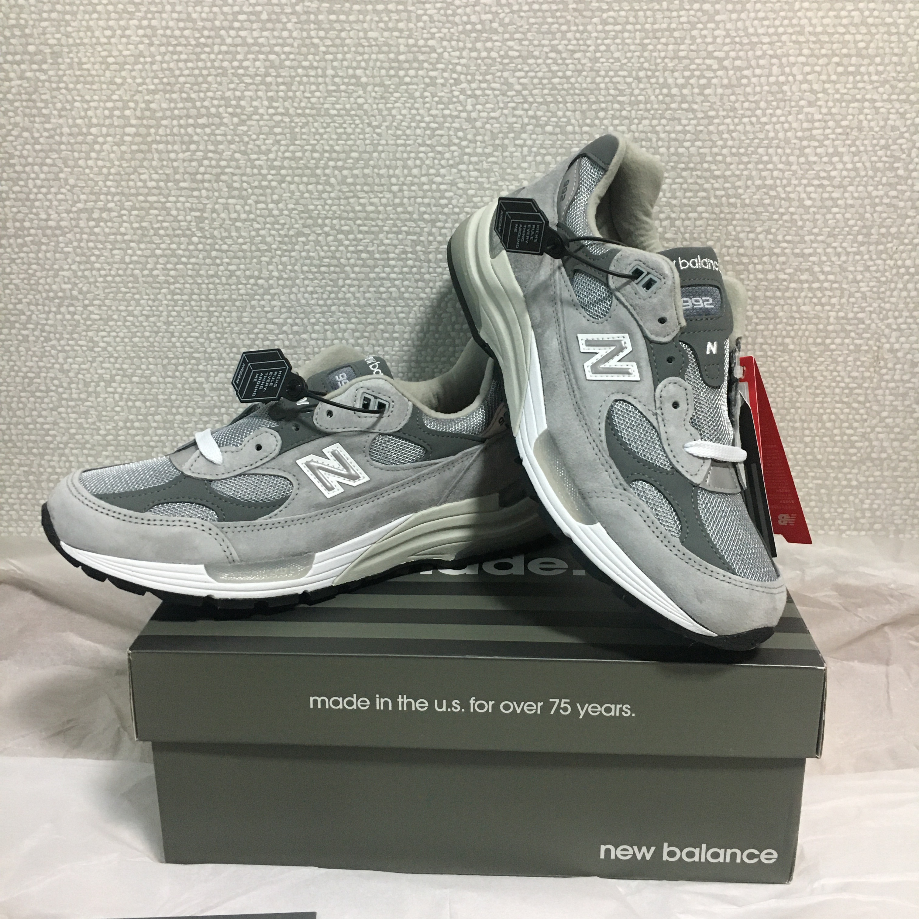 New Balance 992 Made in USA Grey - D Standard 착용 스타일 - 2