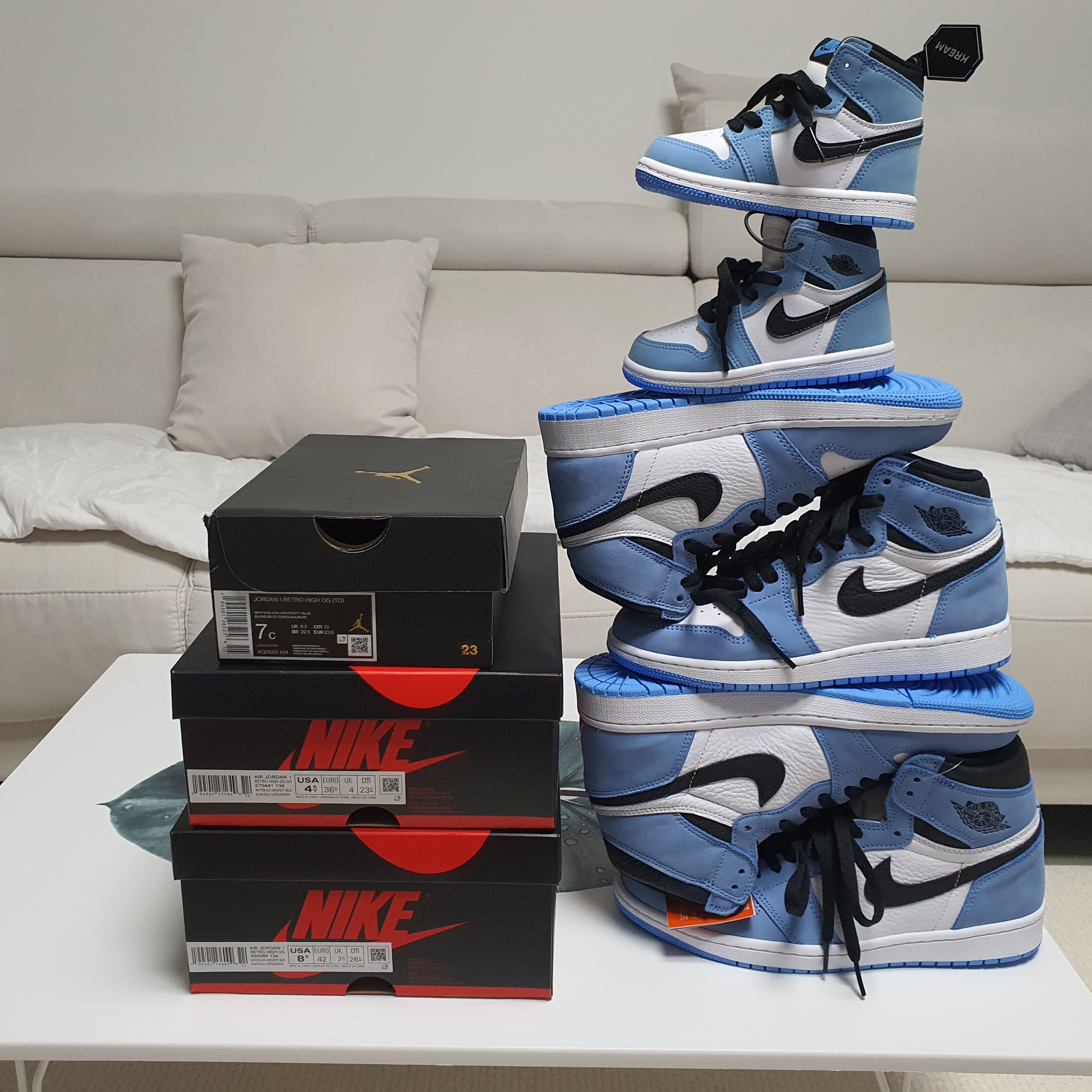 Jordan 1 Retro High OG University Blue, (GS) Jordan 1 Retro High OG University Blue 착용 스타일 - 3