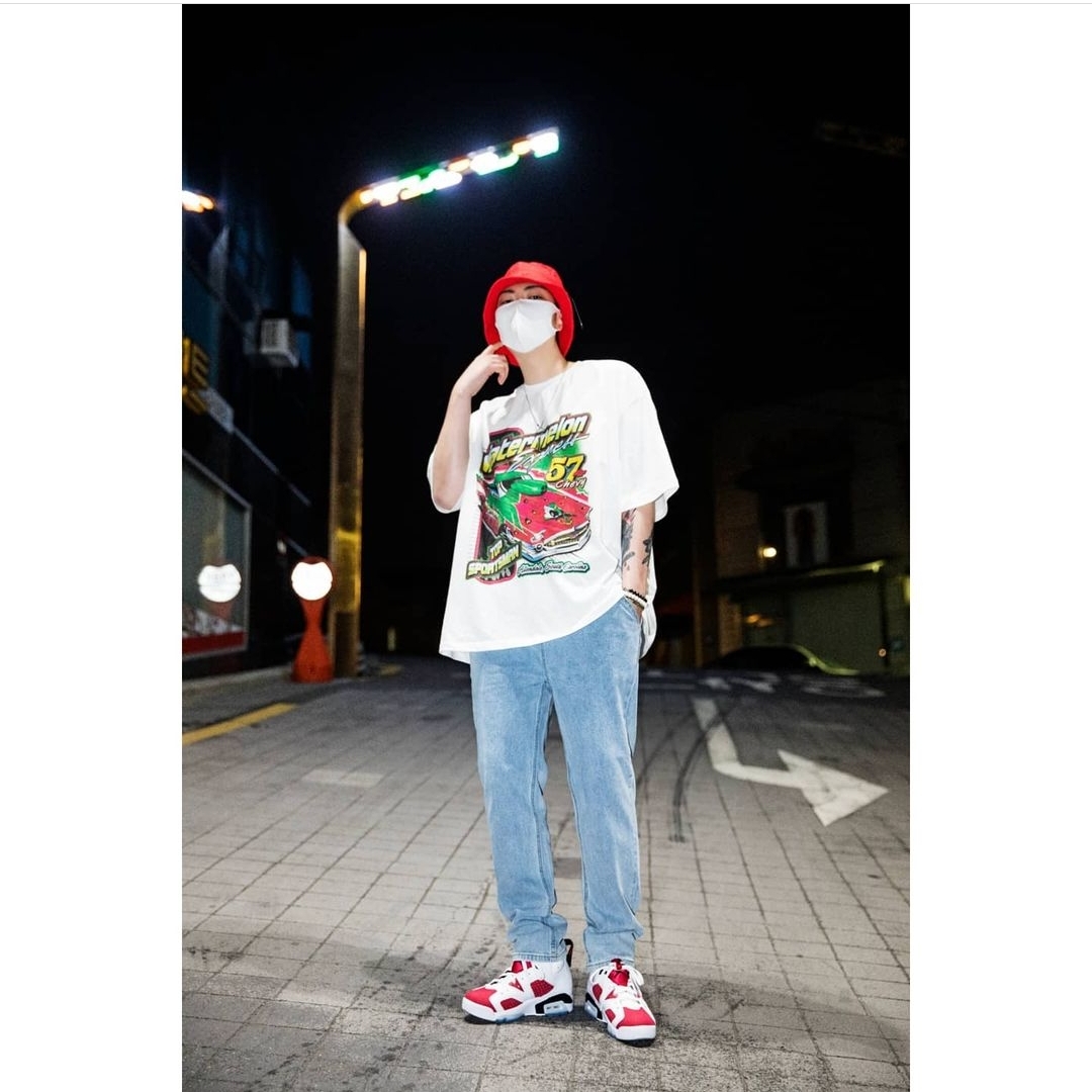 Jordan 6 Retro Carmine 2021 착용 스타일 - 1