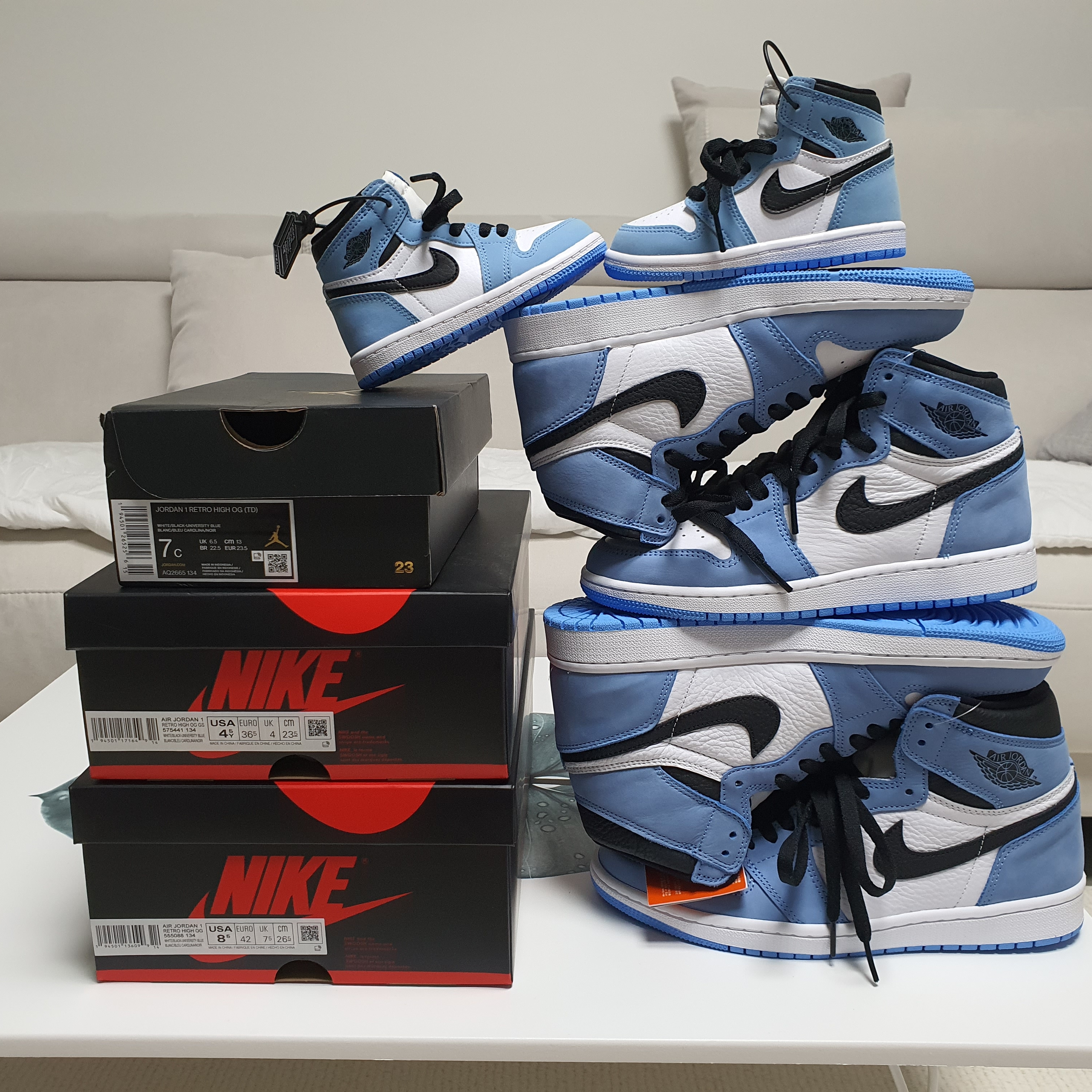 Jordan 1 Retro High OG University Blue, (GS) Jordan 1 Retro High OG University Blue 착용 스타일 - 2