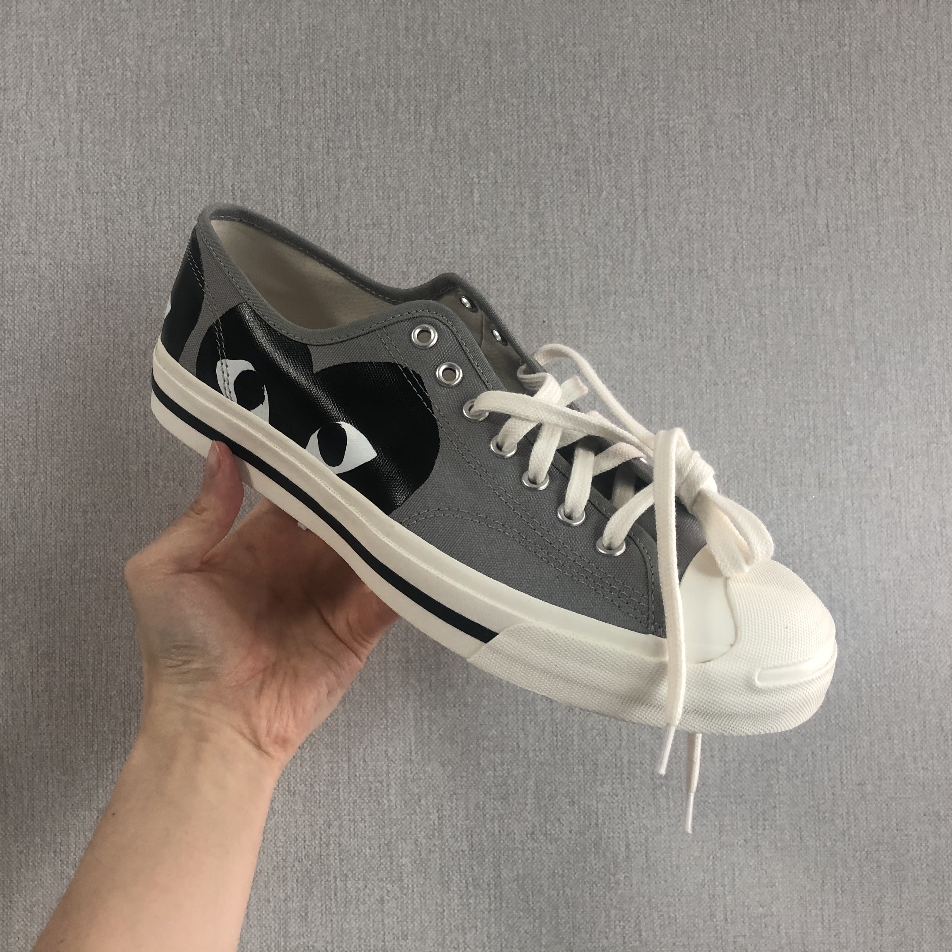 Converse x Play Comme des Garcons Jack Purcell Drizzle Black 착용 스타일 - 2