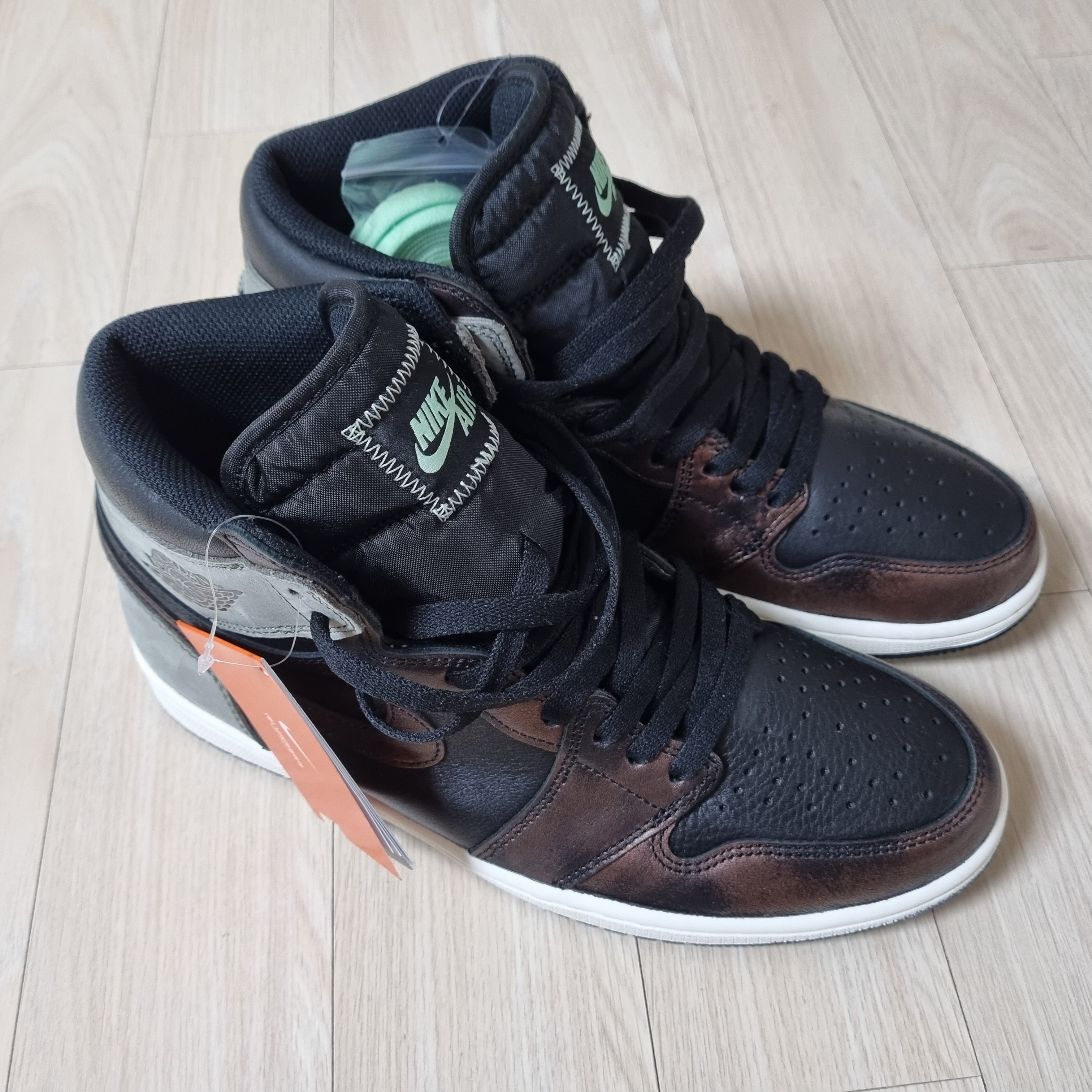 Jordan 1 Retro High OG Rust Shadow 착용 스타일