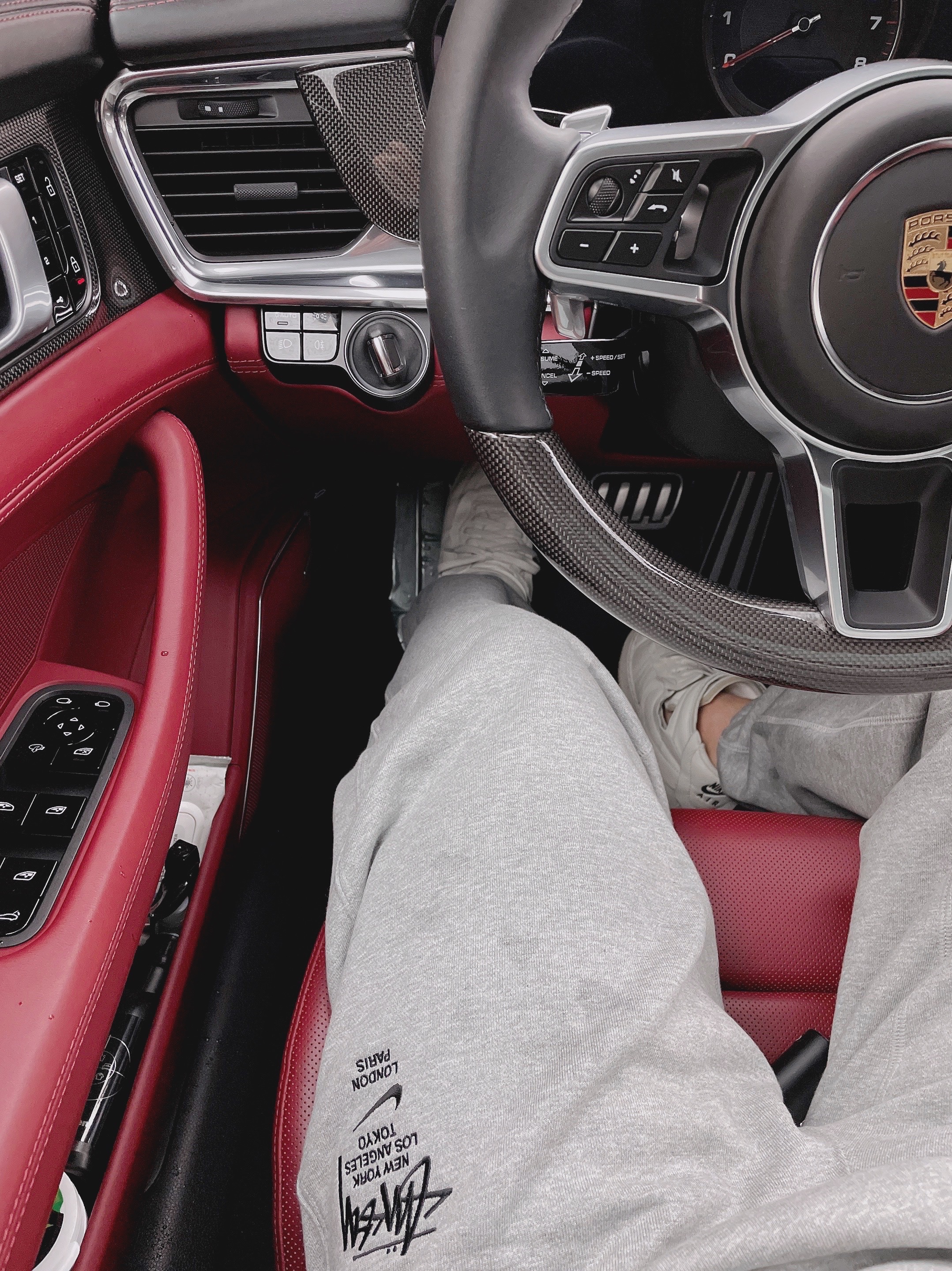 Nike x Stussy NRG ZR Fleece Pants Heather Grey - Asia, Nike x Comme des Garcons Homme Plus Air Force Mid White 착용 스타일