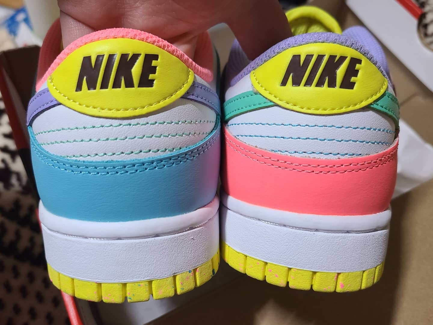 (W) Nike Dunk Low SE Candy 착용 스타일 - 5