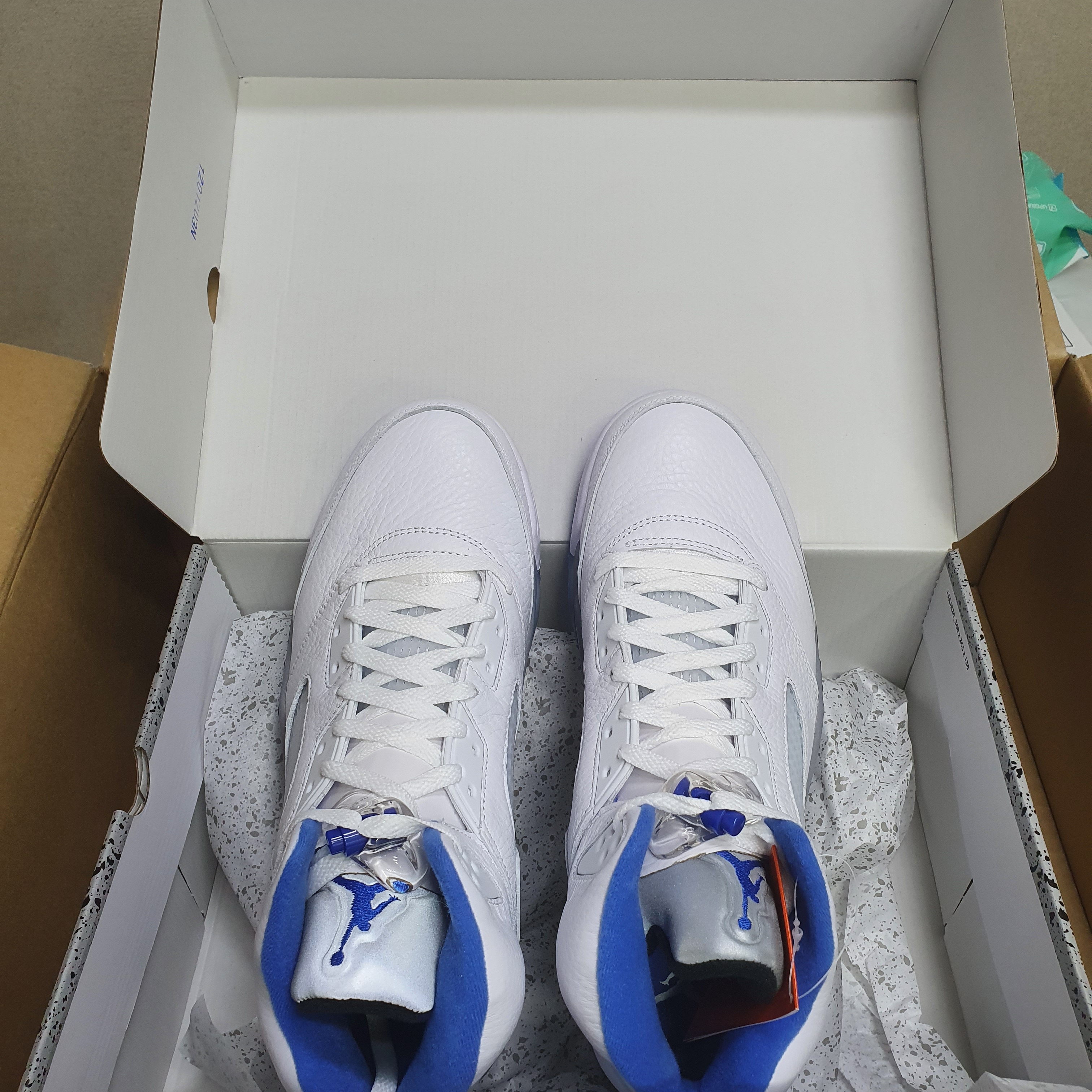Jordan 5 Retro Stealth 2.0 착용 스타일 - 2
