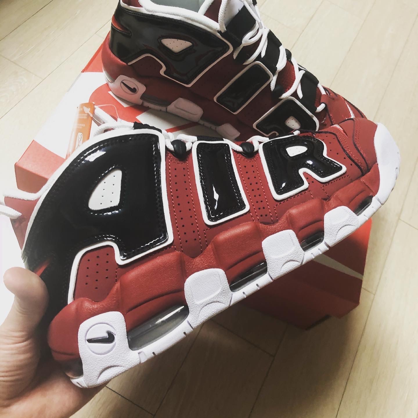 Nike Air More Uptempo 96 Bulls 2021 착용 스타일 - 2