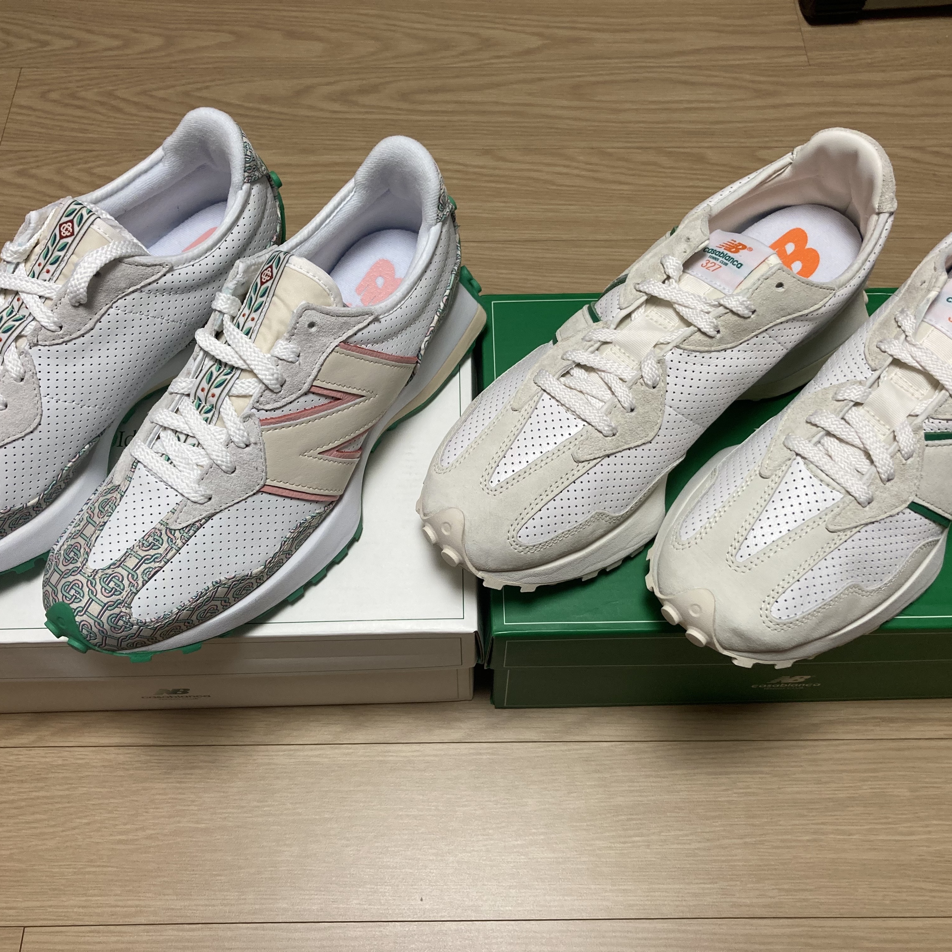 New Balance x Casablanca 327 Idealist Monogram White Green, New Balance x Casablanca 327 Idealist Off White Green 착용 스타일