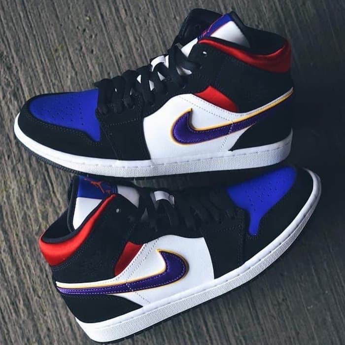 Jordan 1 Mid Lakers Top 3 착용 스타일